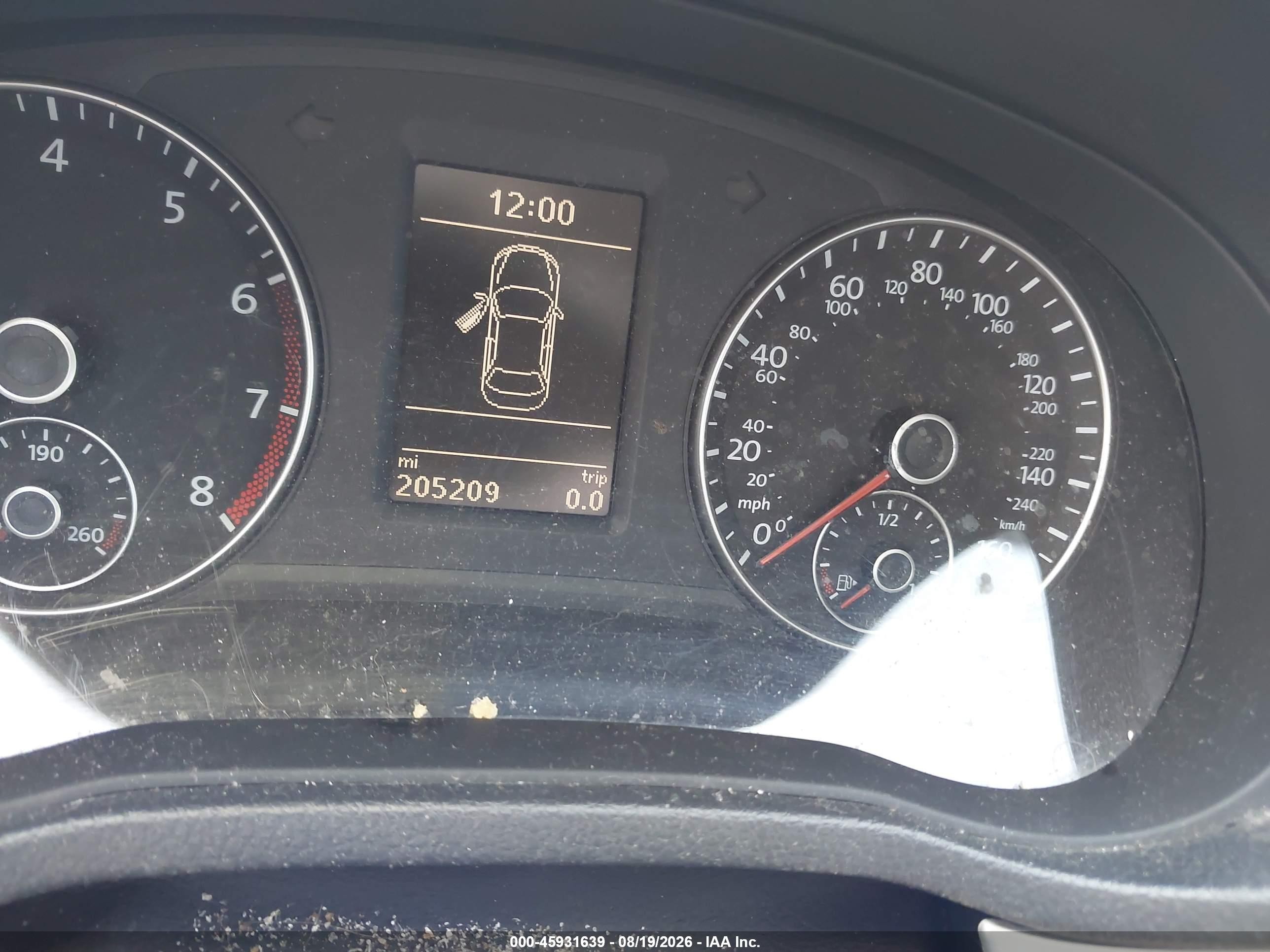 2013 Volkswagen Passat VIN 1VWBP7A39DC015765 IAAI salvage auction — Normal Wear, Clear (Tennessee), sold $725 on 2026-08-28 (photo 7)