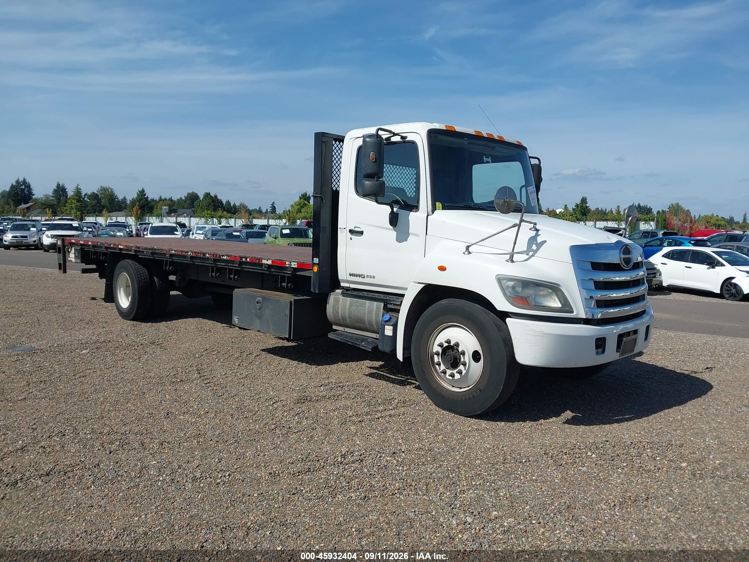 2016 Hino 258/268 VIN 5PVNE8JVXG4S55113 — IAAI salvage auction photo