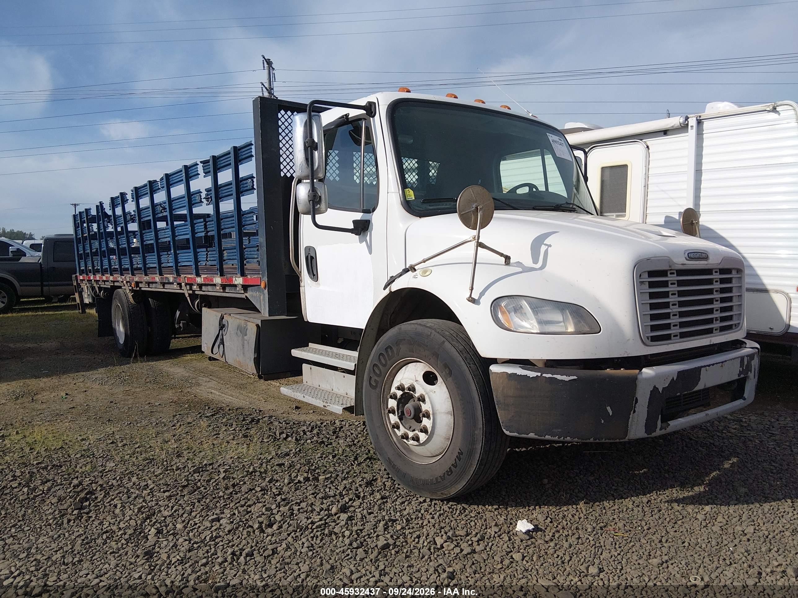 2016 Freightliner M2 106 VIN 1FVACWDU5GHHD7253 — IAAI salvage auction photo