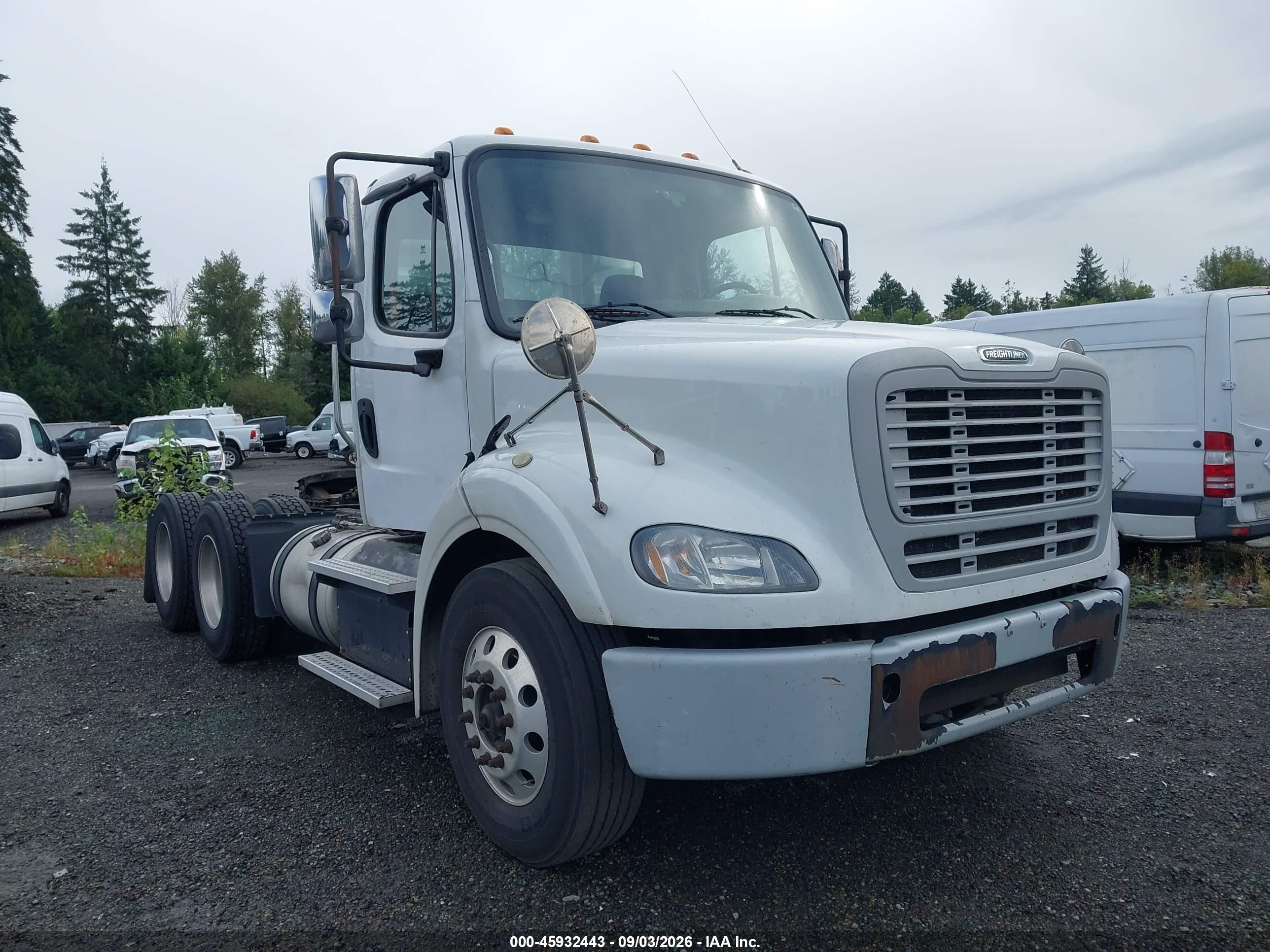 2016 Freightliner M2 VIN 1FUJC5DV7GHHN6074 — IAAI salvage auction photo