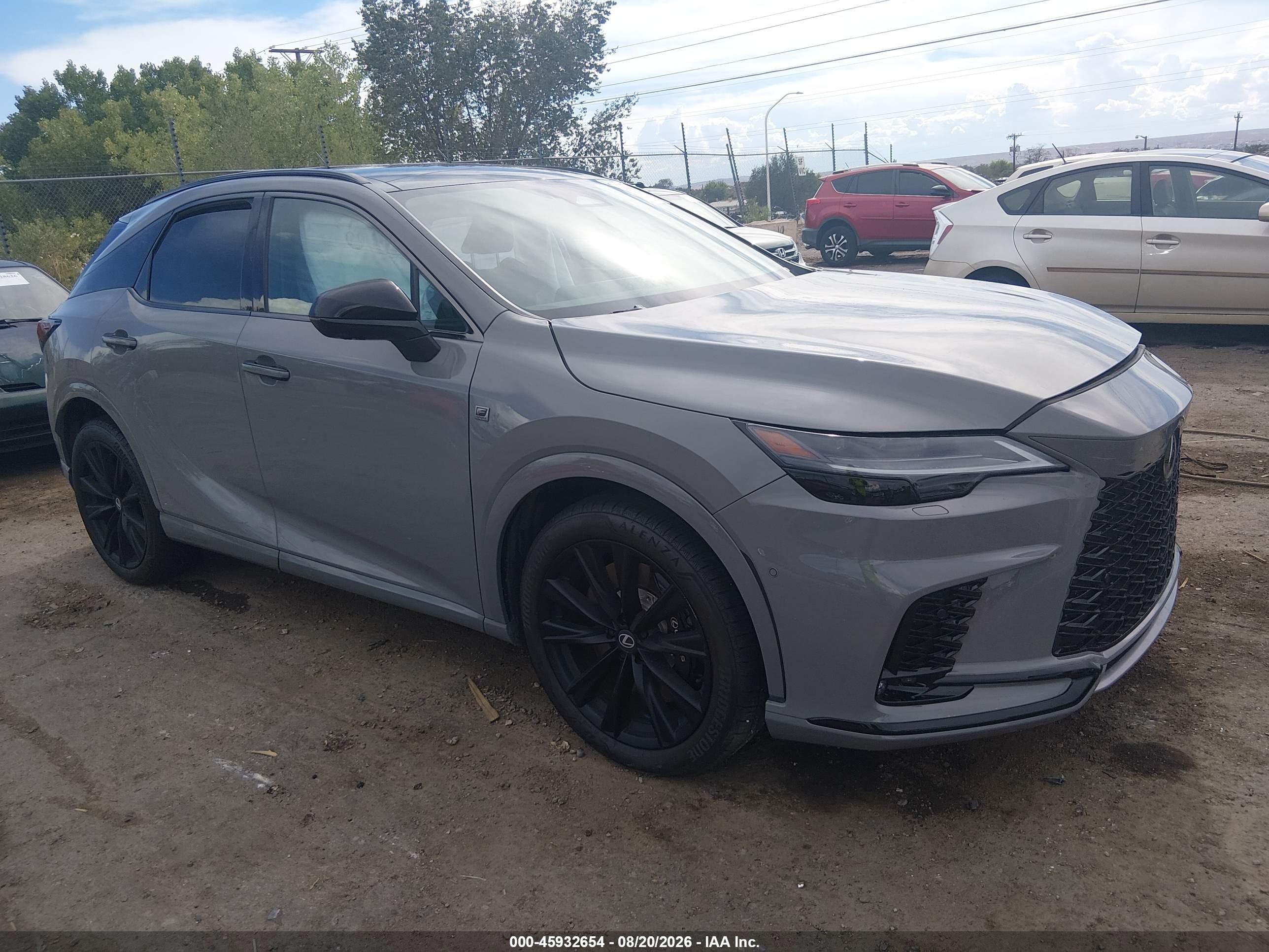2026 Lexus RX 500h VIN 2T2BCMEA2TC023357 — IAAI salvage auction photo