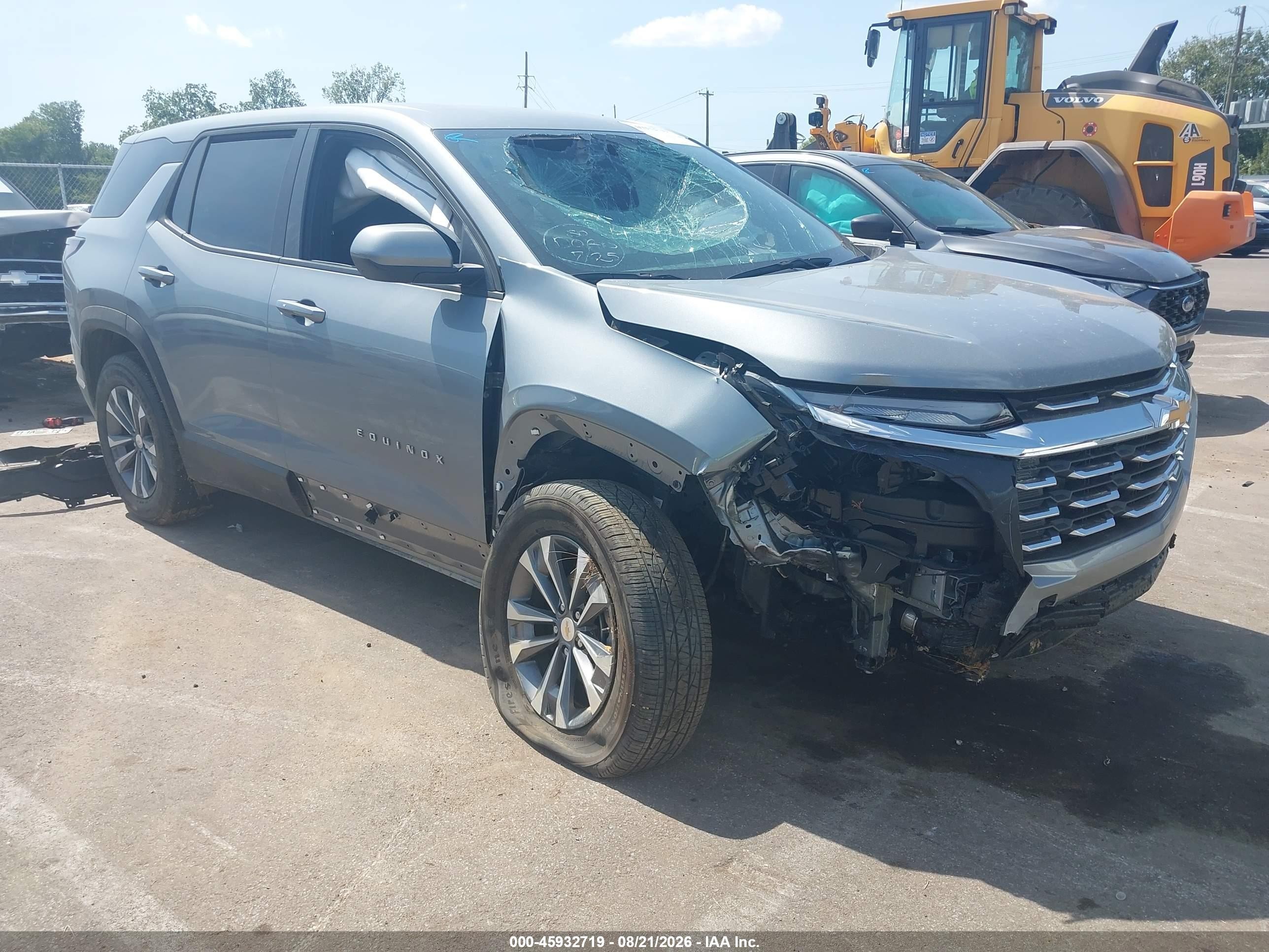 2026 Chevrolet Equinox VIN 3GNAXHEG3TL353948 — IAAI salvage auction photo