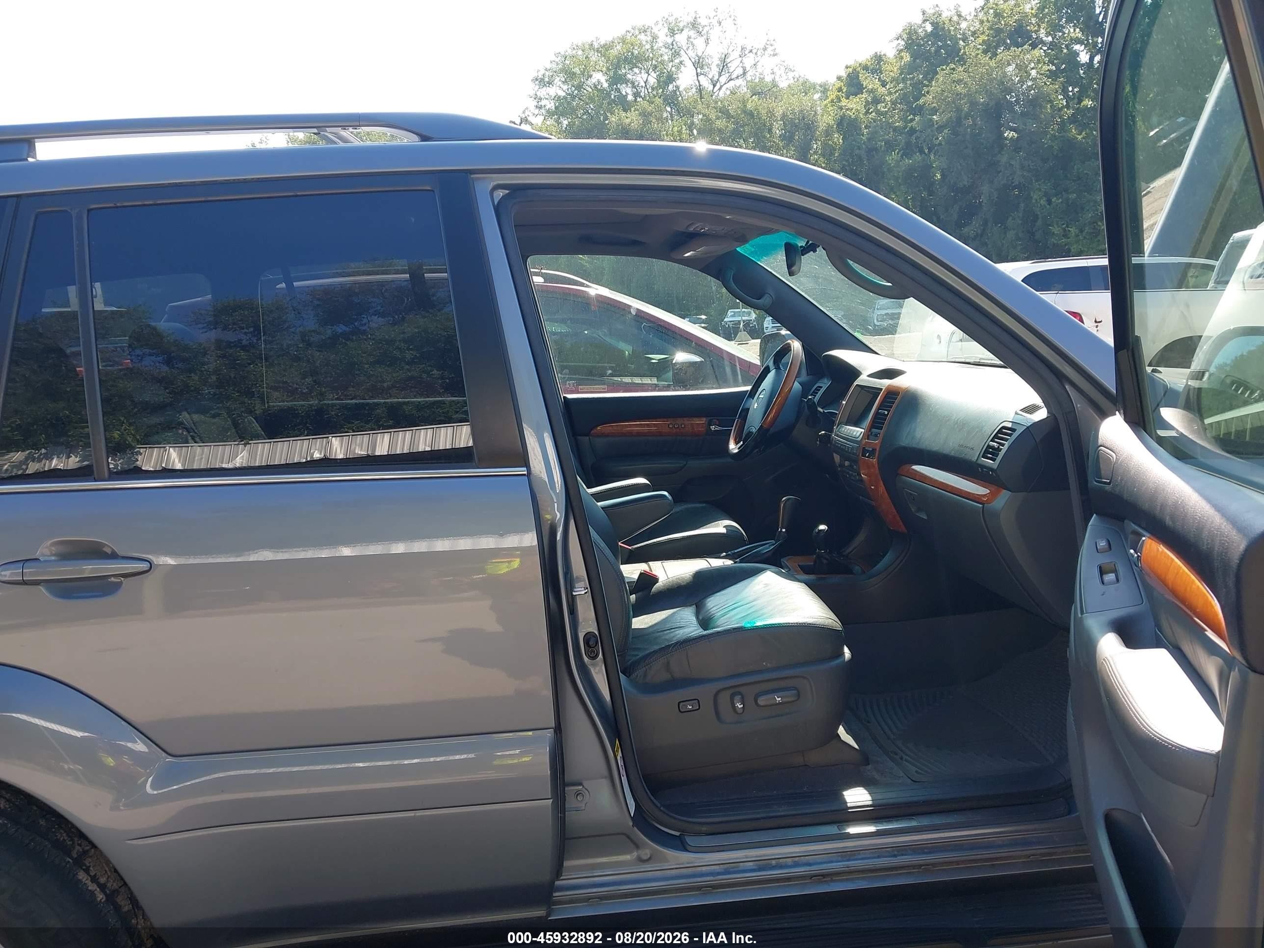 2006 Lexus Gx VIN JTJBT20X960111239 IAAI salvage auction — Normal Wear, Clear (Kansas), sold $3,600 on 2026-09-18 (photo 5)