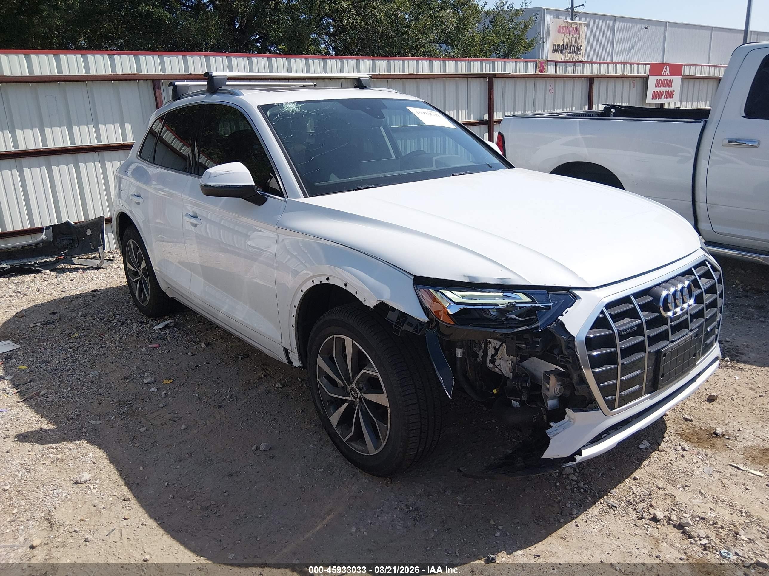2021 Audi Q5 VIN WA1BAAFY5M2009855 — IAAI salvage auction photo