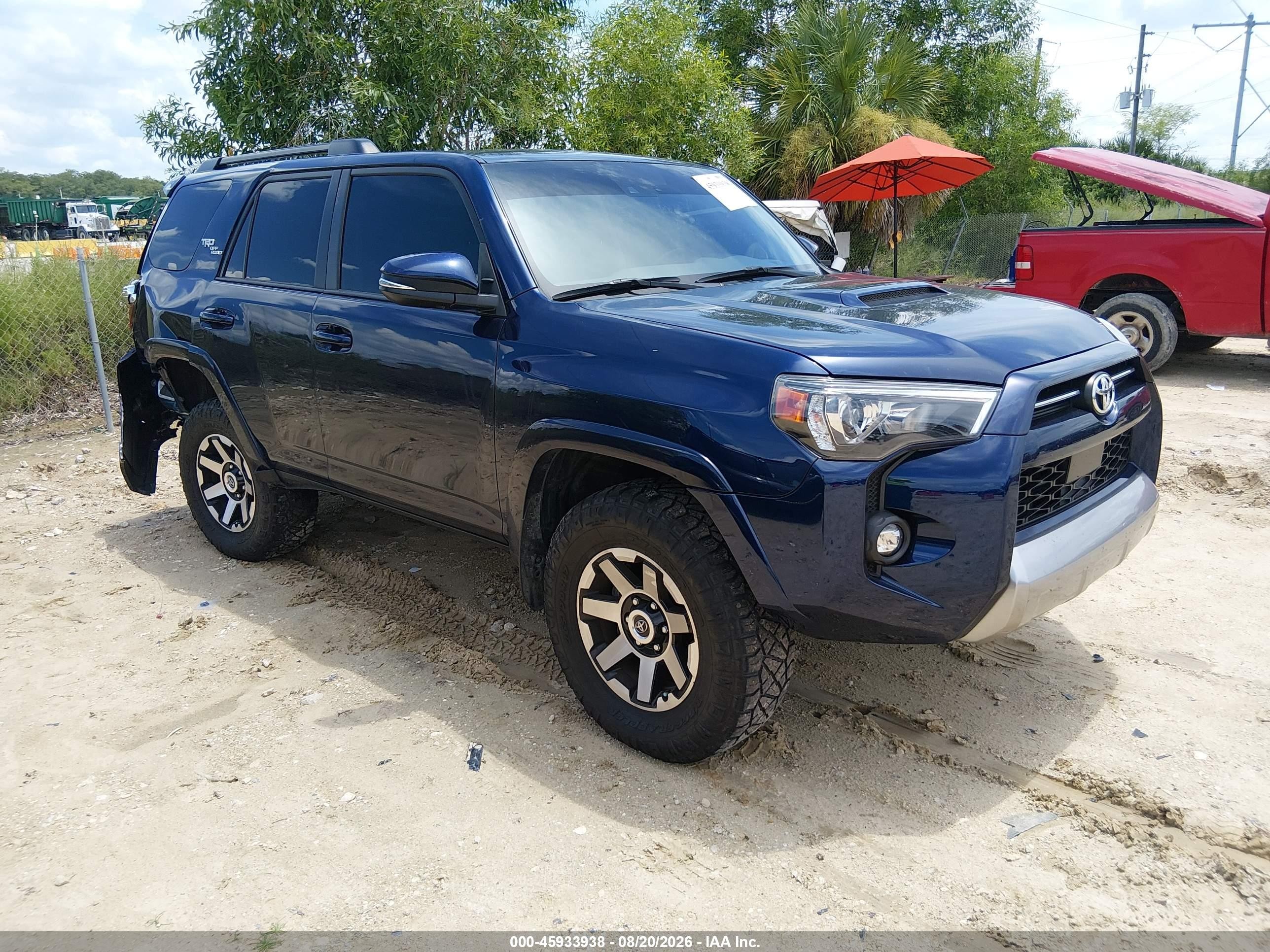 2024 Toyota 4Runner VIN JTERU5JR0R6218323 — IAAI salvage auction photo