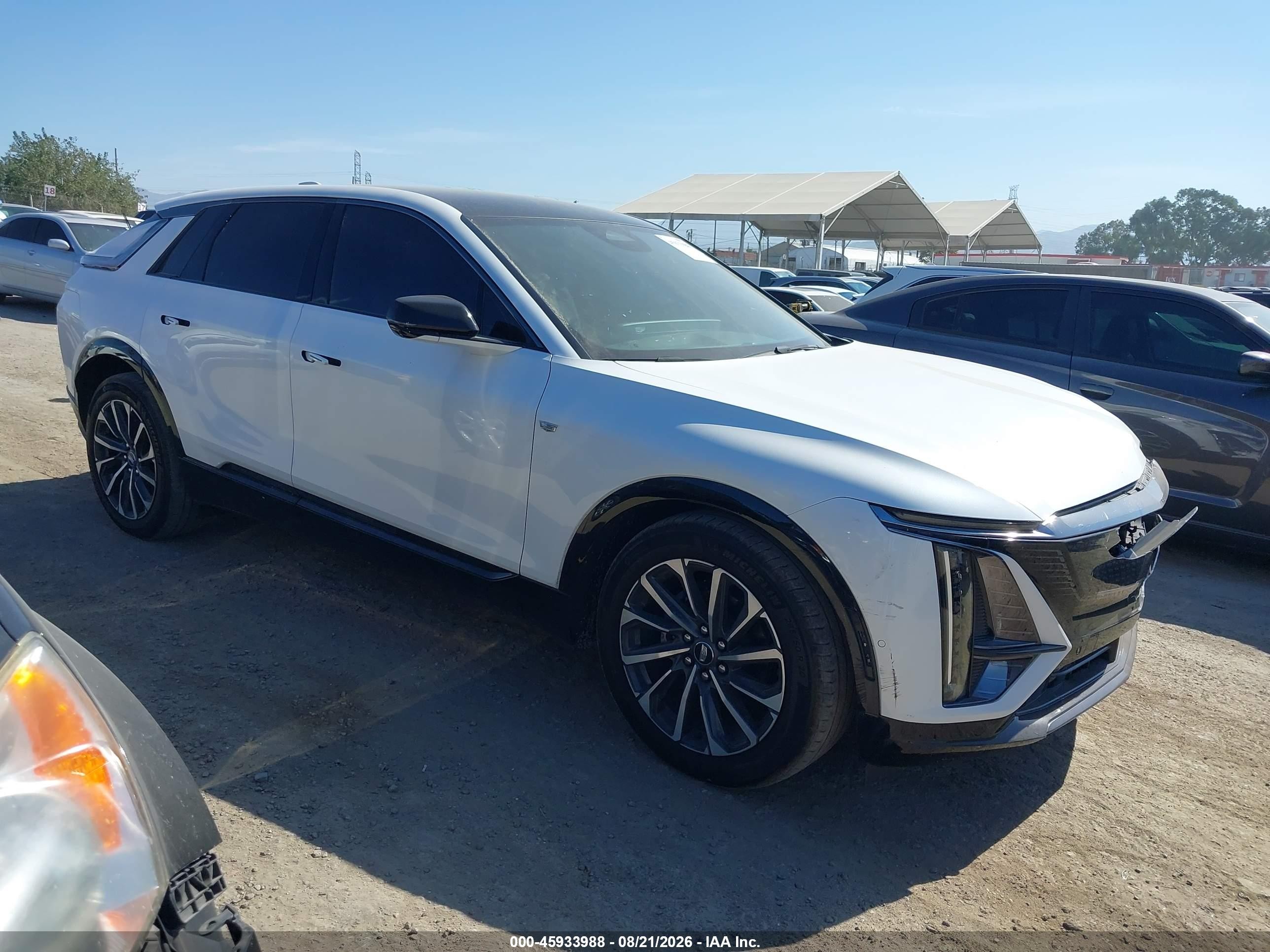 2024 Cadillac LYRIQ VIN 1GYKPVRK9RZ124759 — IAAI salvage auction photo