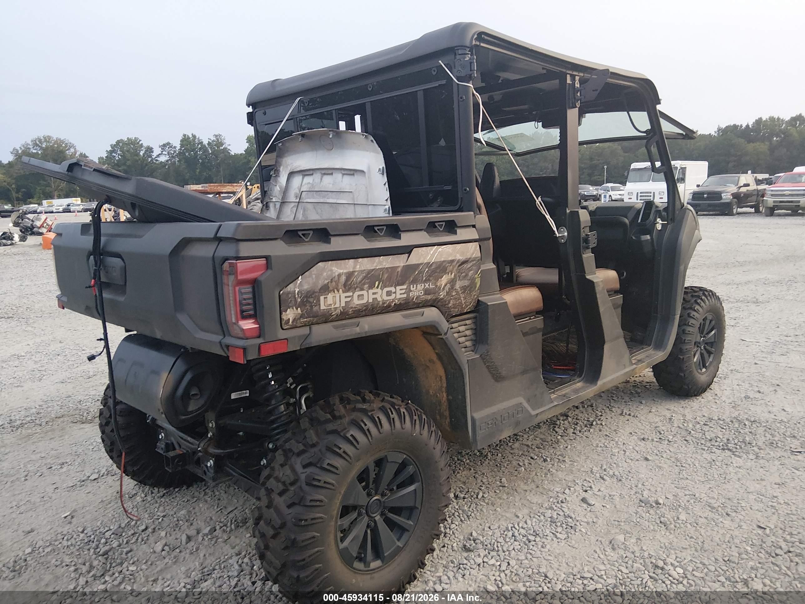2026 Cf Moto Uforce VIN LCELE1ZJ5TM003912 IAAI salvage auction — Side, Bill Of Sale (Georgia), sold $10,550 on 2026-09-09 (photo 4)