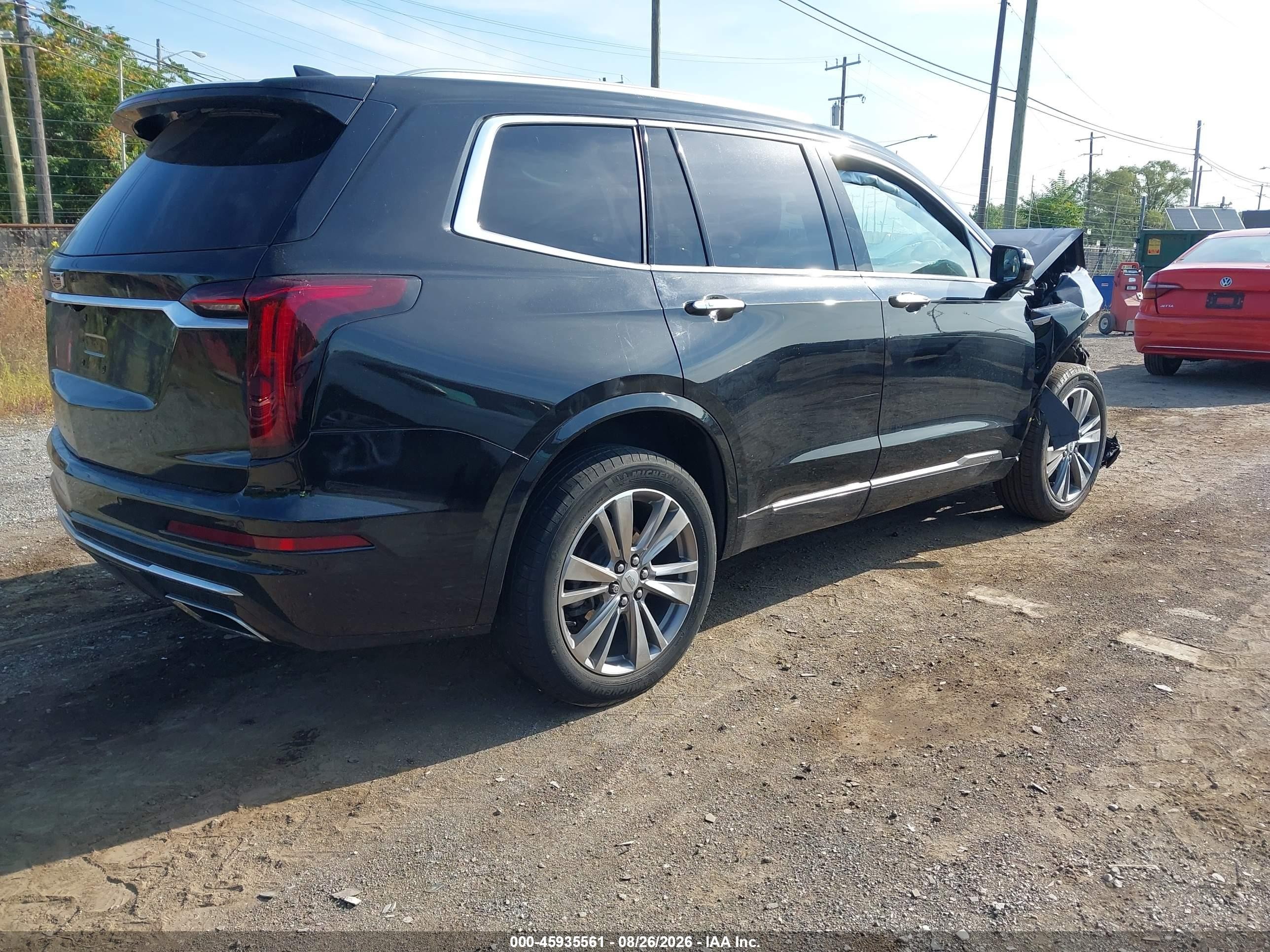 2022 Cadillac XT6 VIN 1GYKPDRS8NZ147034 IAAI salvage auction — Front End, Scrap (Michigan), sold $4,300 on 2026-09-24 (photo 4)