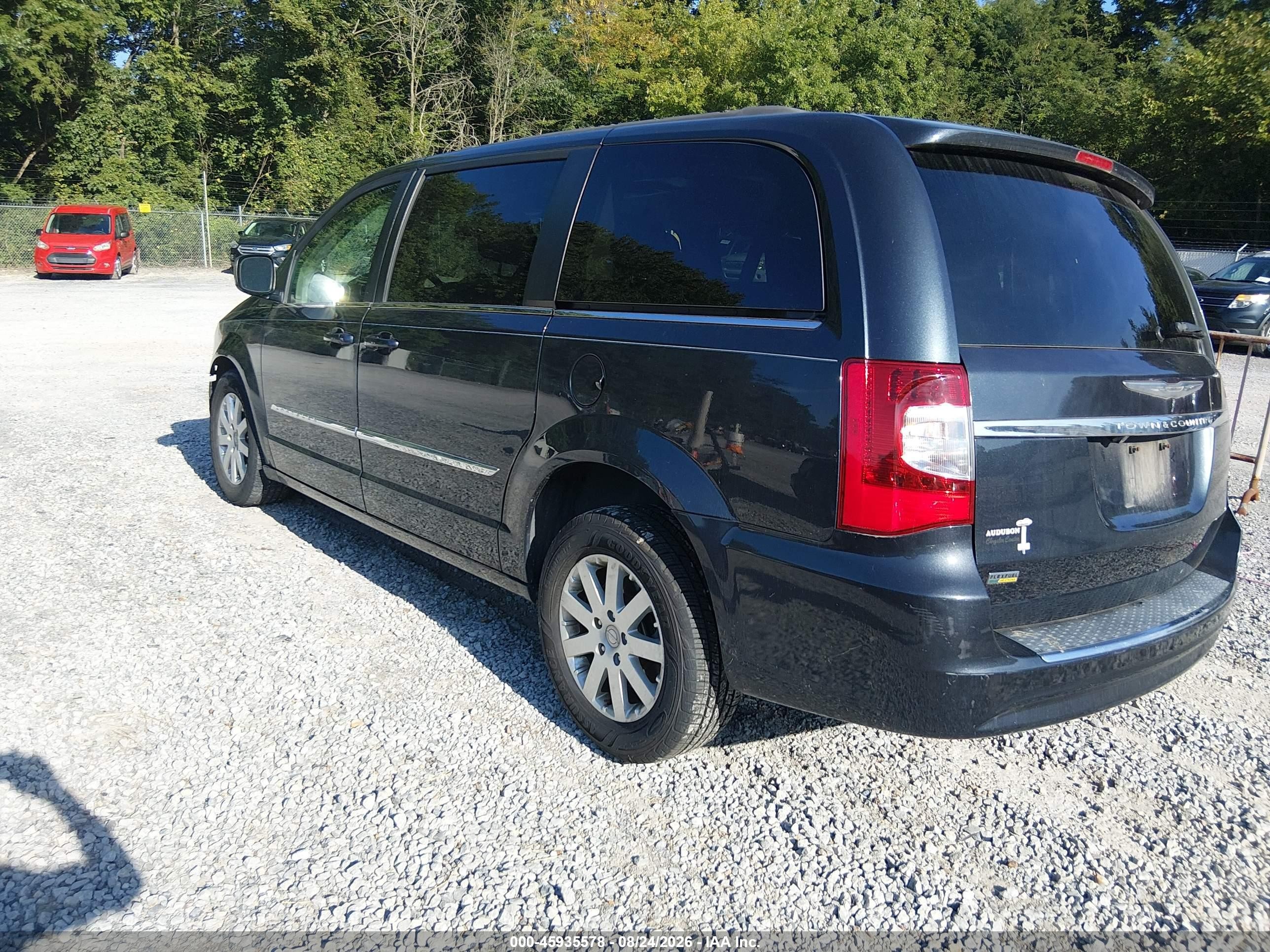 2014 Chrysler Town & country VIN 2C4RC1BG5ER382490 IAAI salvage auction — Front End, Salvage (Kentucky), sold $750 on 2026-09-12 (photo 3)