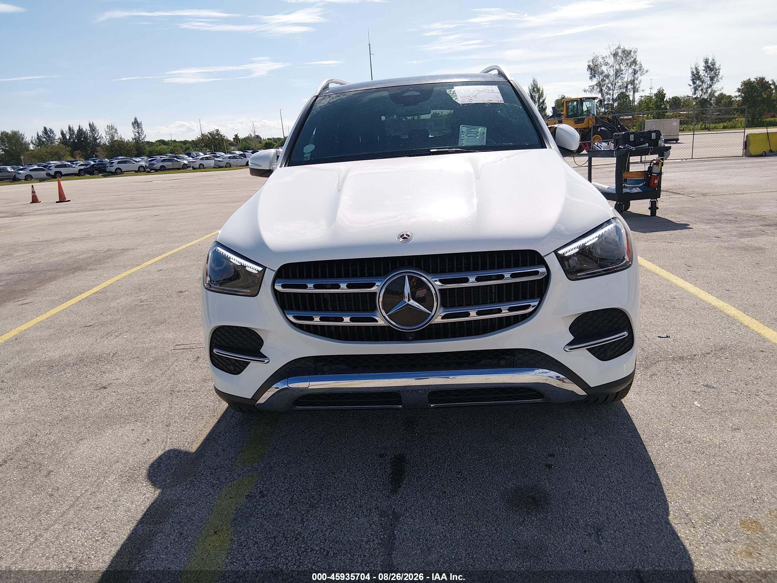 2026 Mercedes-benz Gle VIN 4JGFB4FB9TB532792 IAAI salvage auction — Unknown, Rebuildable (Florida), sold $30,250 on 2026-09-11 (photo 6)