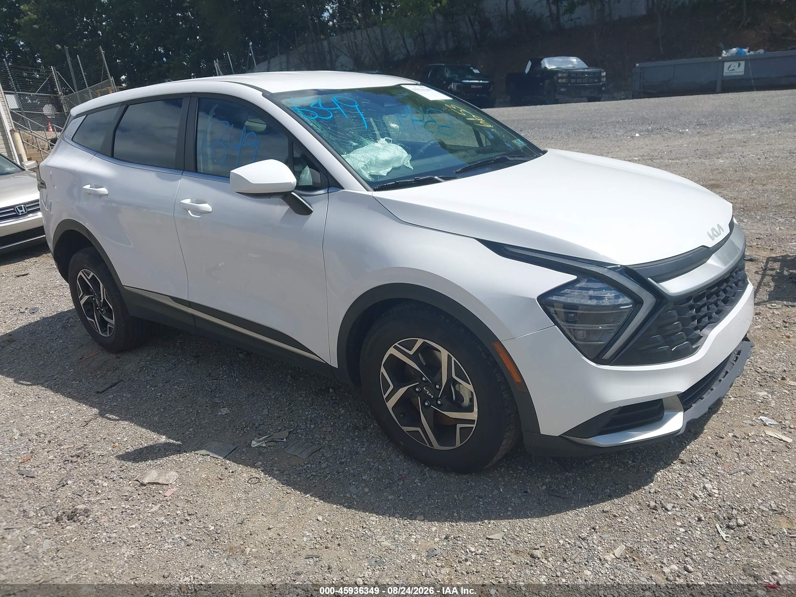 2025 Kia Sportage VIN 5XYK2CDF7SG326653 — IAAI salvage auction photo