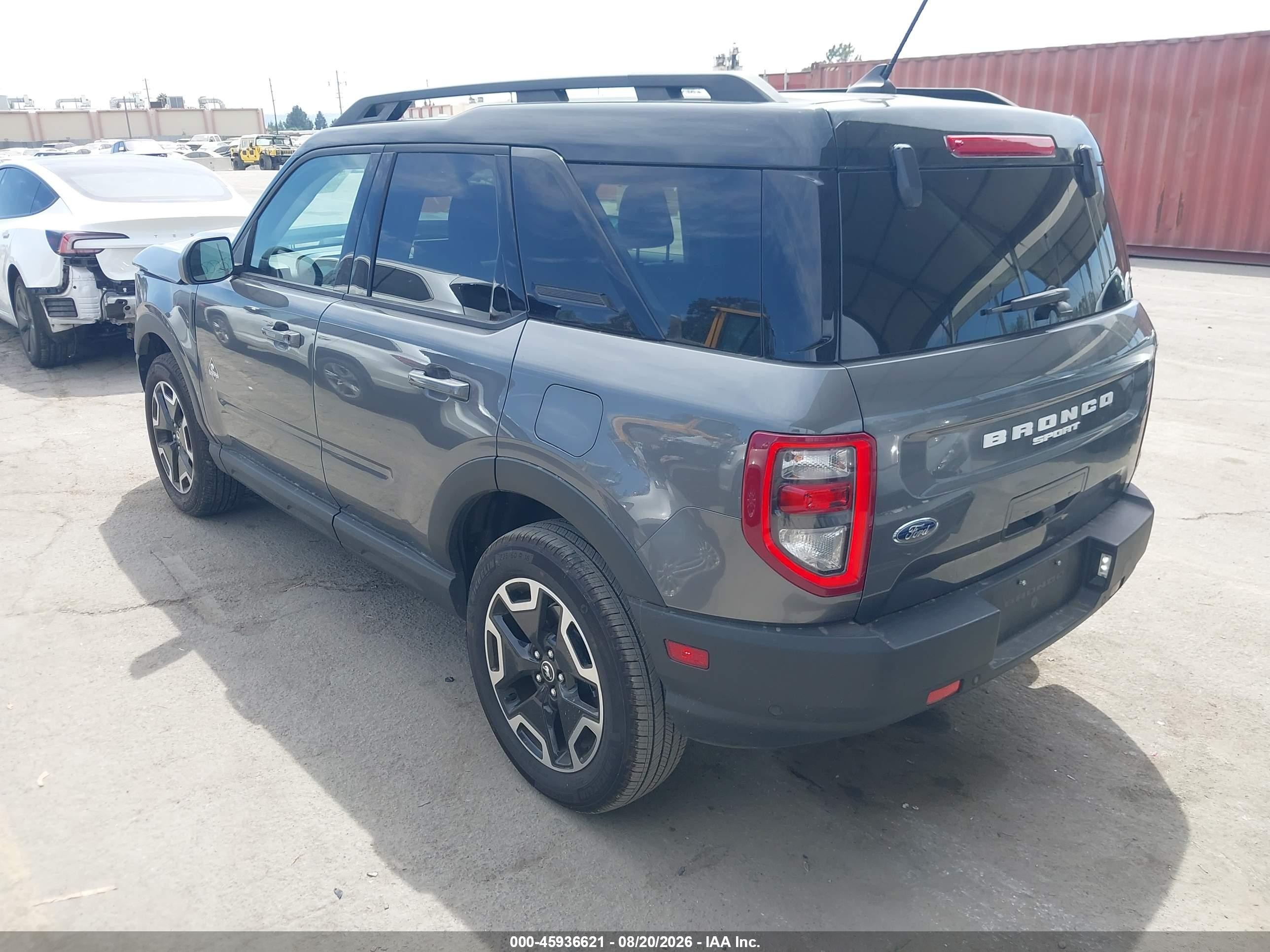 2024 Ford Bronco sport VIN 3FMCR9C63RRF65715 IAAI salvage auction — Side, Salvage (California), sold $6,600 on 2026-09-13 (photo 3)