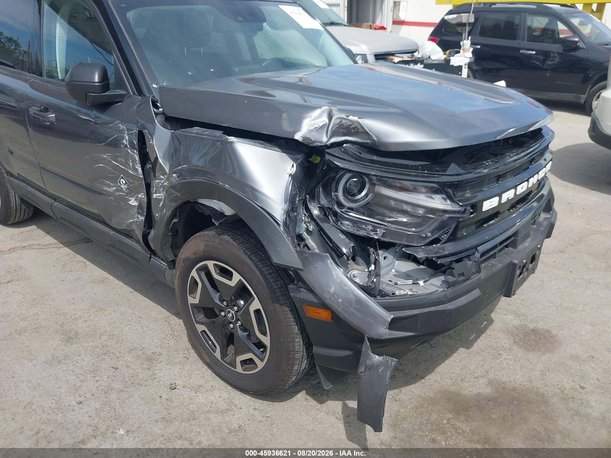 2024 Ford Bronco sport VIN 3FMCR9C63RRF65715 IAAI salvage auction — Side, Salvage (California), sold $6,600 on 2026-09-13 (photo 6)