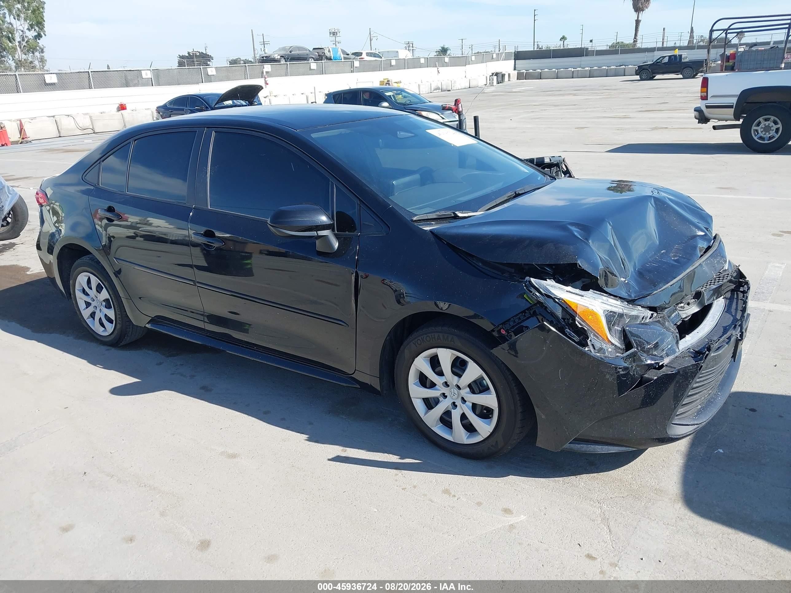 2025 Toyota Corolla VIN JTDBCMFE4S3075876 — IAAI salvage auction photo