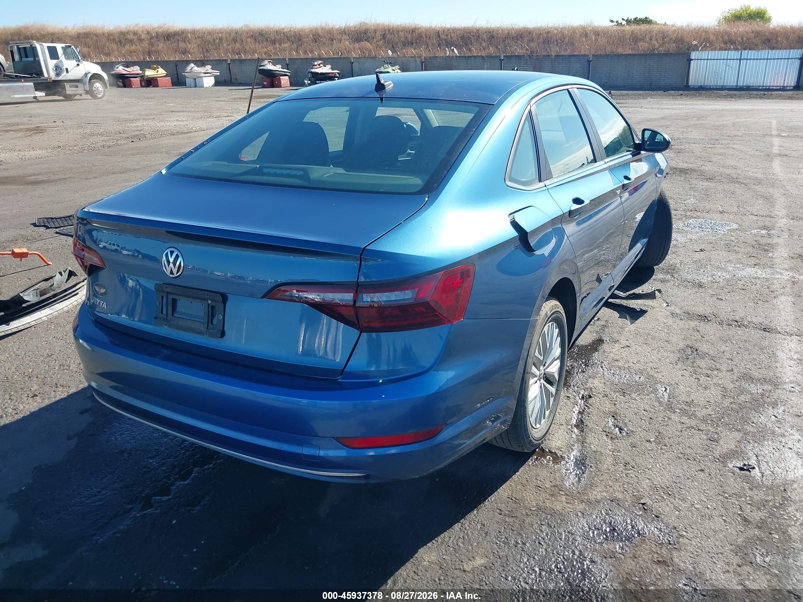 2020 Volkswagen Jetta VIN 3VWCB7BU3LM059557 IAAI salvage auction — Front End, Salvage (California), sold $4,200 on 2026-09-25 (photo 4)