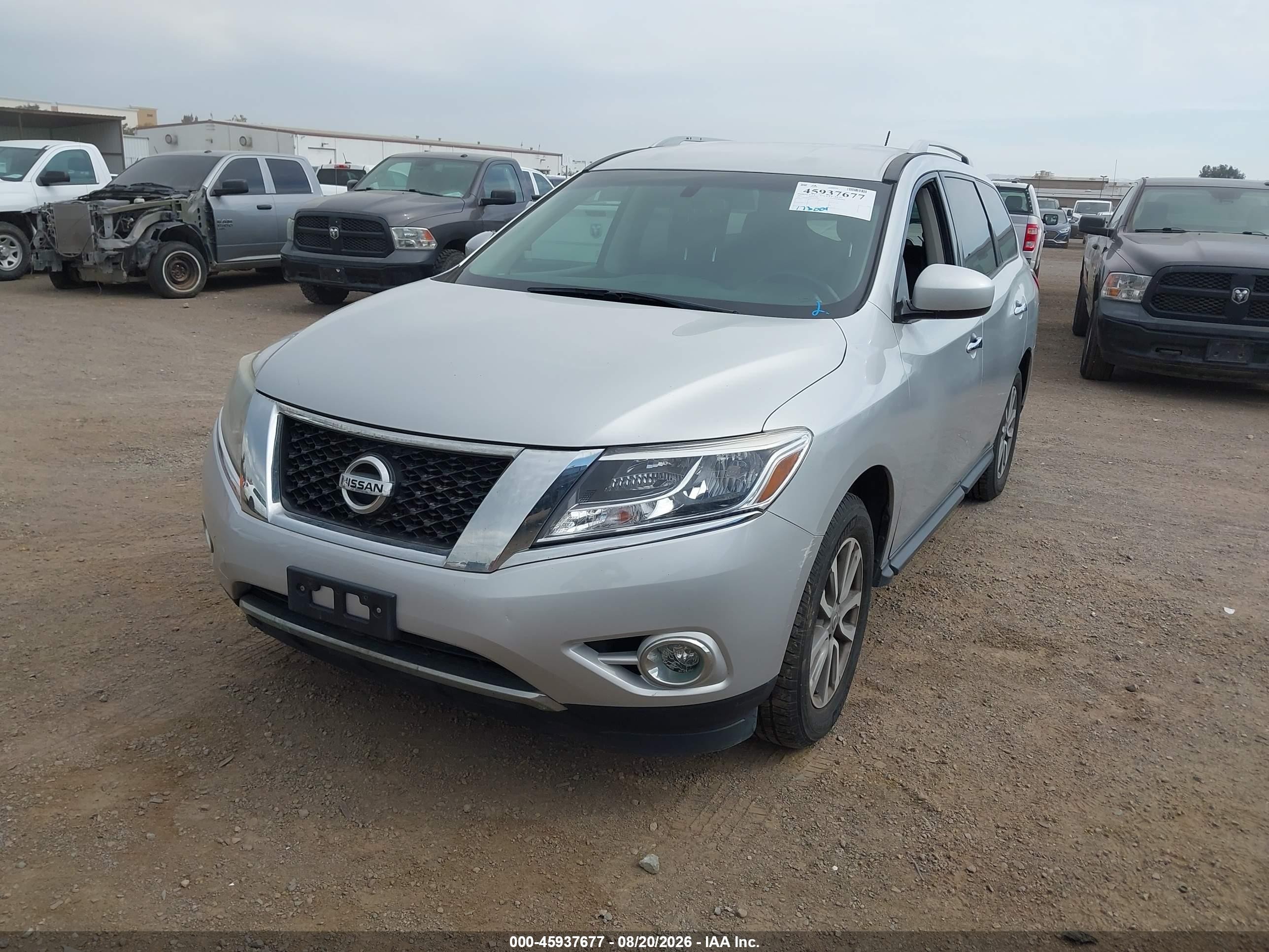 2015 Nissan Pathfinder VIN 5N1AR2MM8FC647591 IAAI salvage auction — Normal Wear, Clear - Dealer Only (California), sold $275 on 2026-08-31 (photo 6)