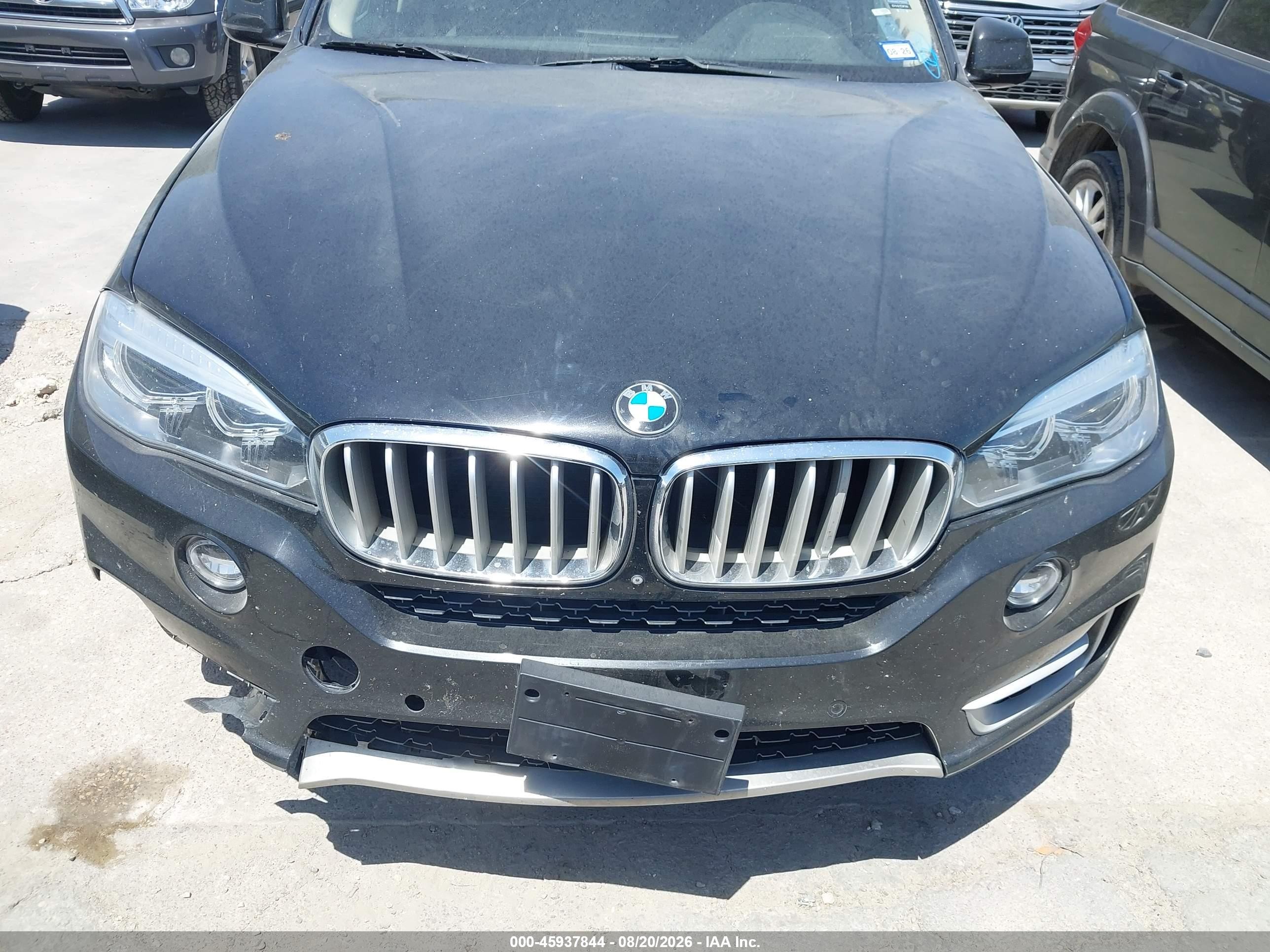 2015 BMW X5 VIN 5UXKR0C50F0P18208 IAAI salvage auction — Normal Wear, Original (Texas), sold $4,725 on 2026-09-12 (photo 6)