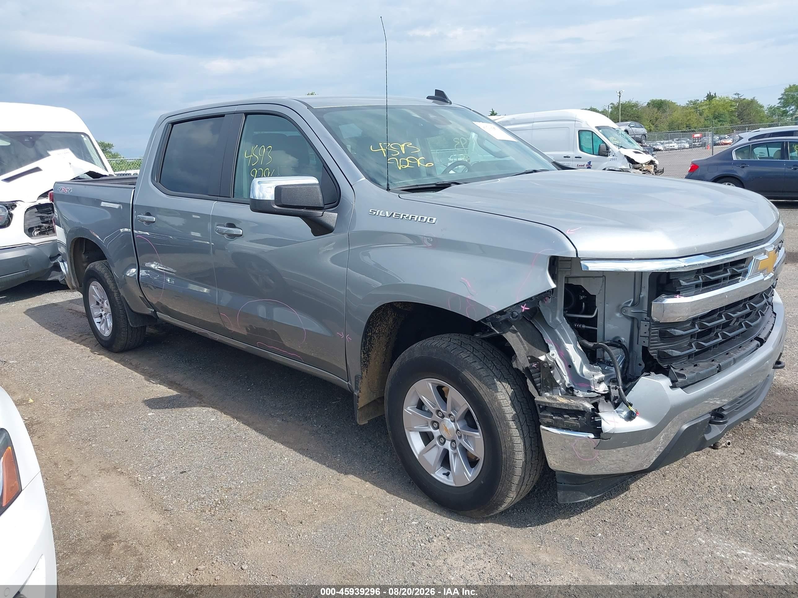 2026 Chevrolet Silverado 1500 VIN 2GCUKDEDXT1111484 — IAAI salvage auction photo