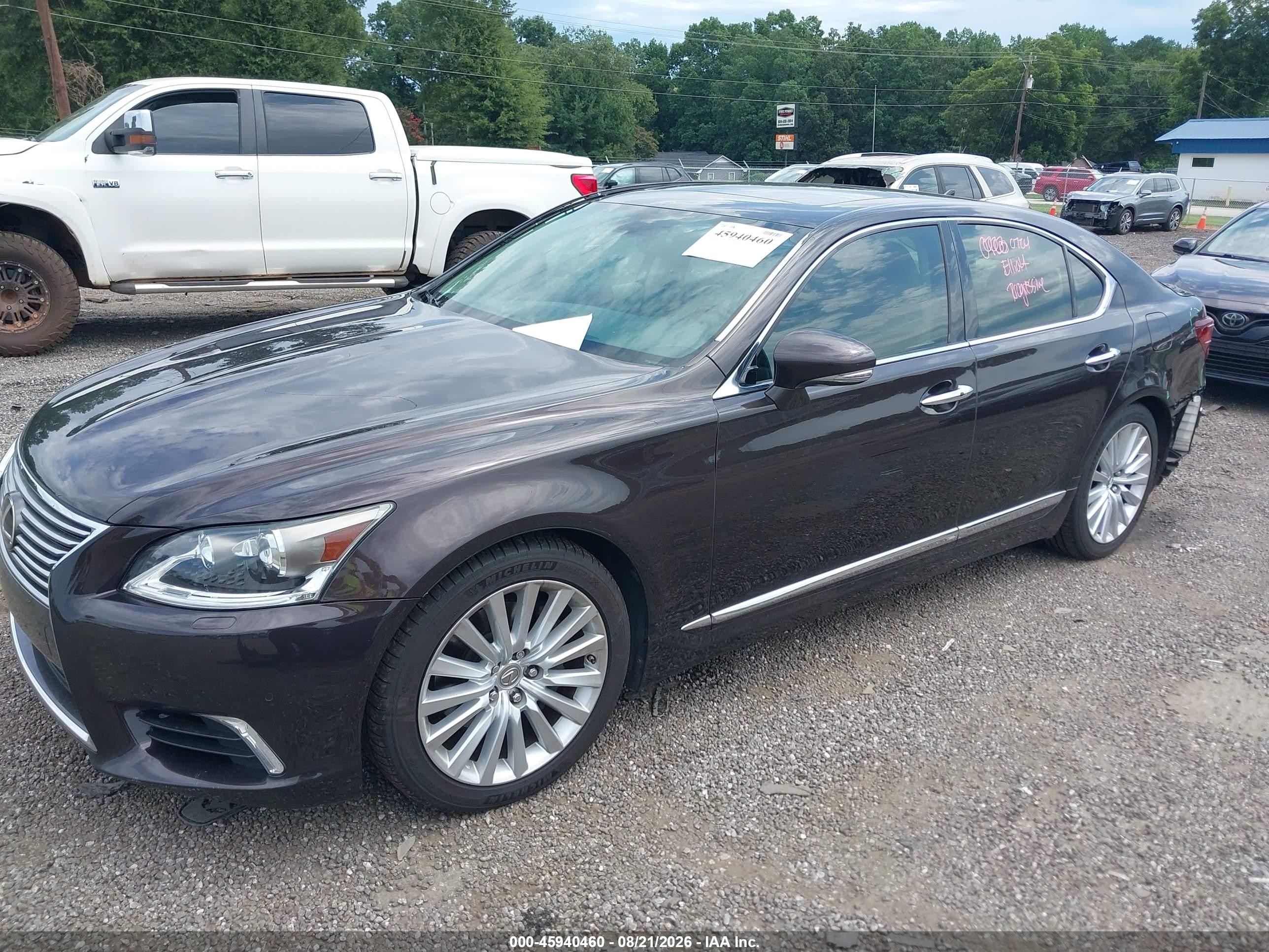 2013 Lexus Ls VIN JTHBL5EF9D5117514 IAAI salvage auction — Rear End, Clear (South Carolina), sold $5,200 on 2026-09-16 (photo 2)