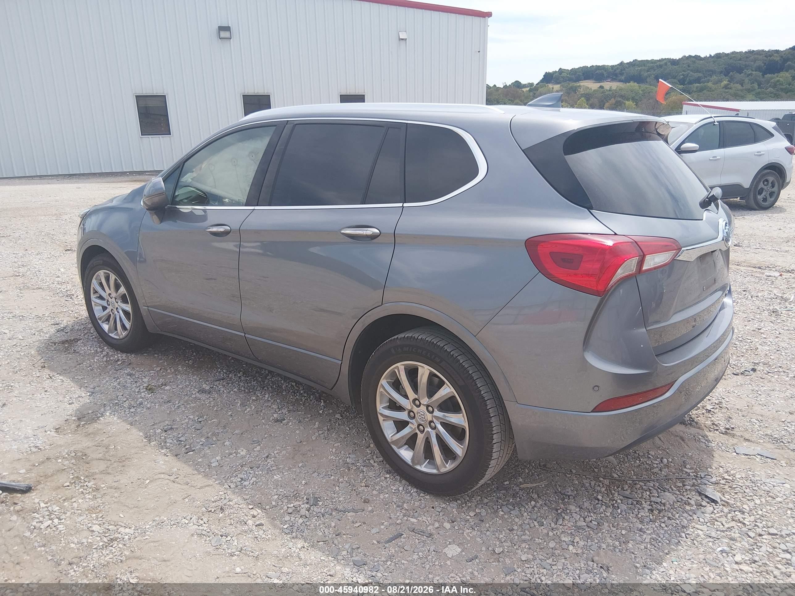 2019 Buick Envision VIN LRBFXCSA8KD008158 IAAI salvage auction — Side, Wait Title, sold $2,500 on 2026-09-20 (photo 3)