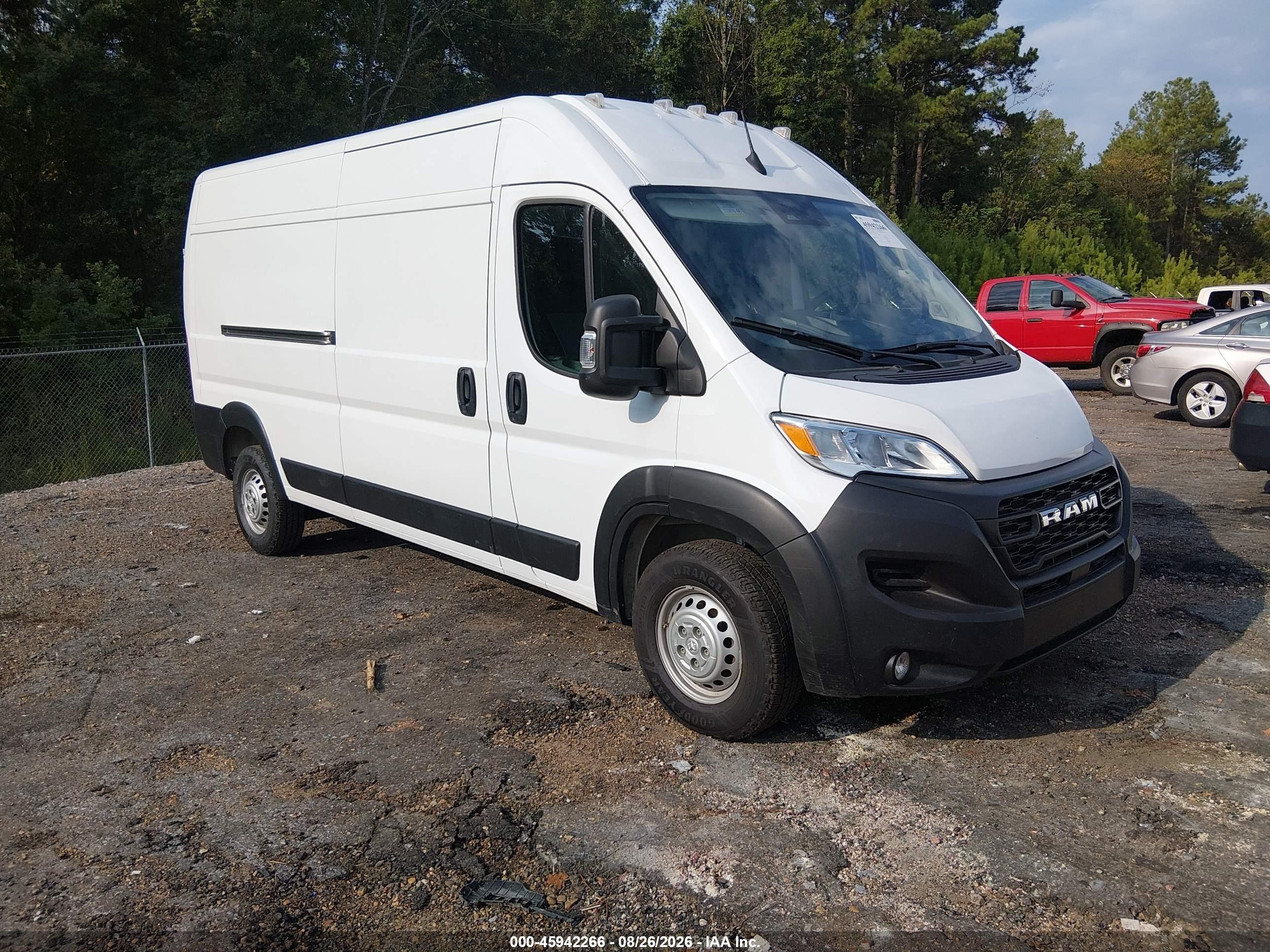 2025 Ram ProMaster 2500 VIN 3C6LRVDG6SE511723 — IAAI salvage auction photo
