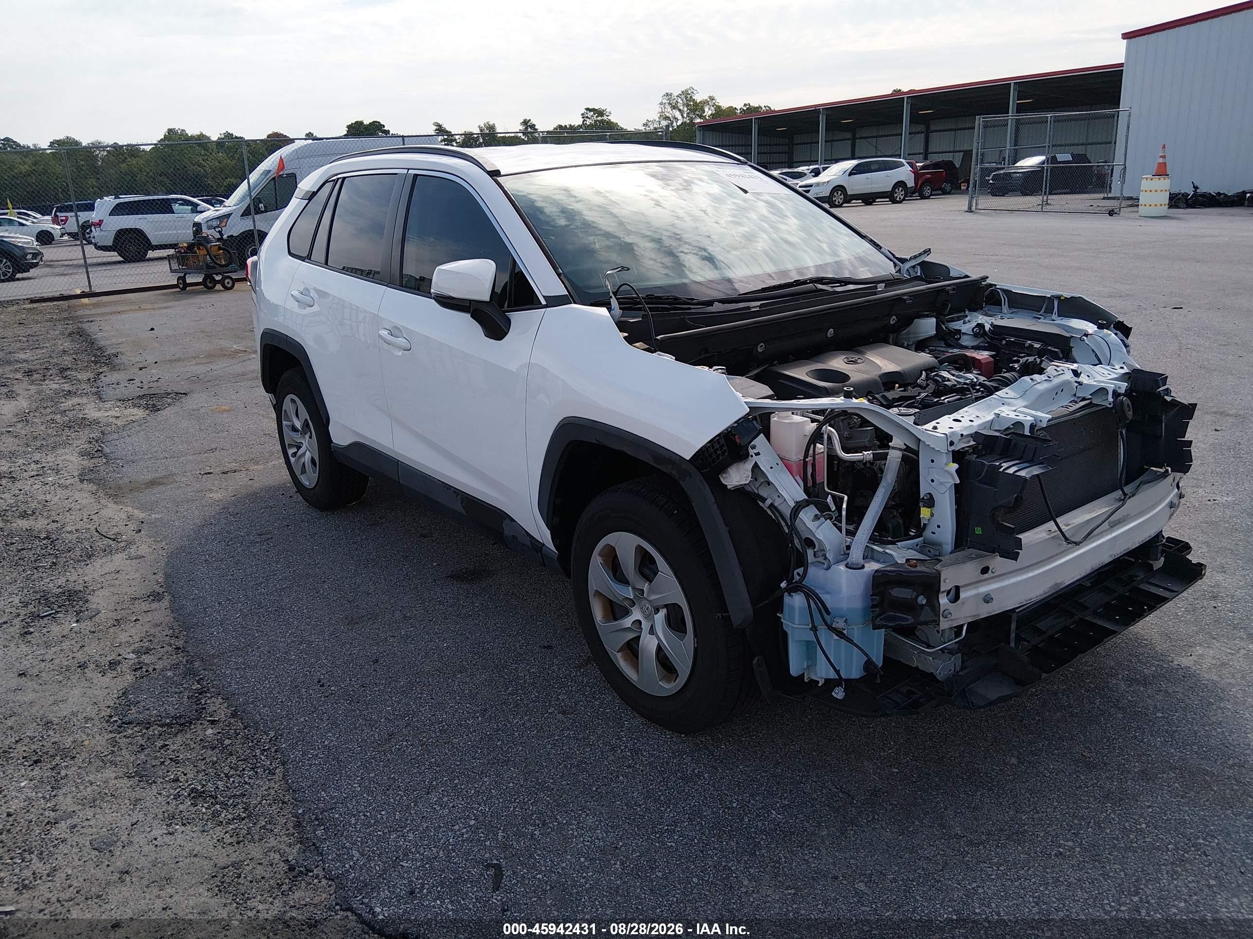 2021 Toyota RAV4 VIN 2T3K1RFVXMC103216 — IAAI salvage auction photo