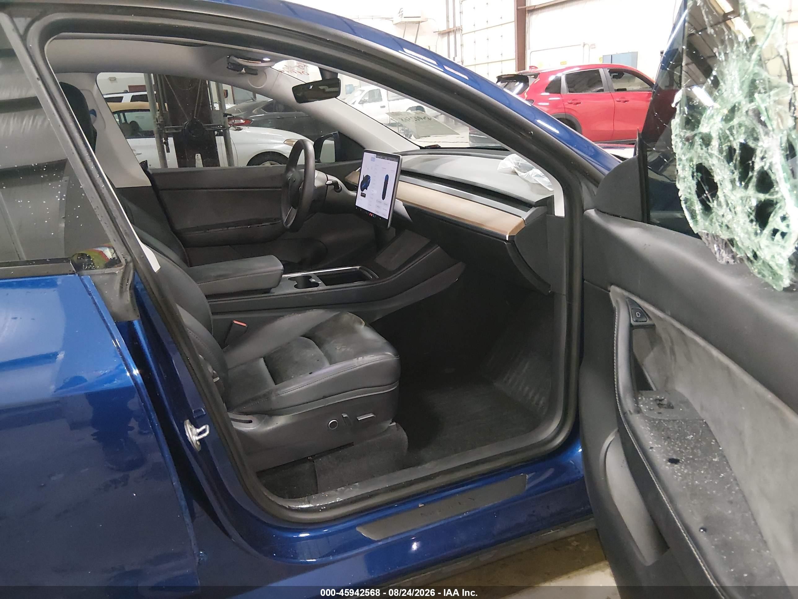 2021 Tesla Model y VIN 5YJYGDEF3MF157631 IAAI salvage auction — Rear End, Salvage (Idaho), sold $9,000 on 2026-09-25 (photo 5)