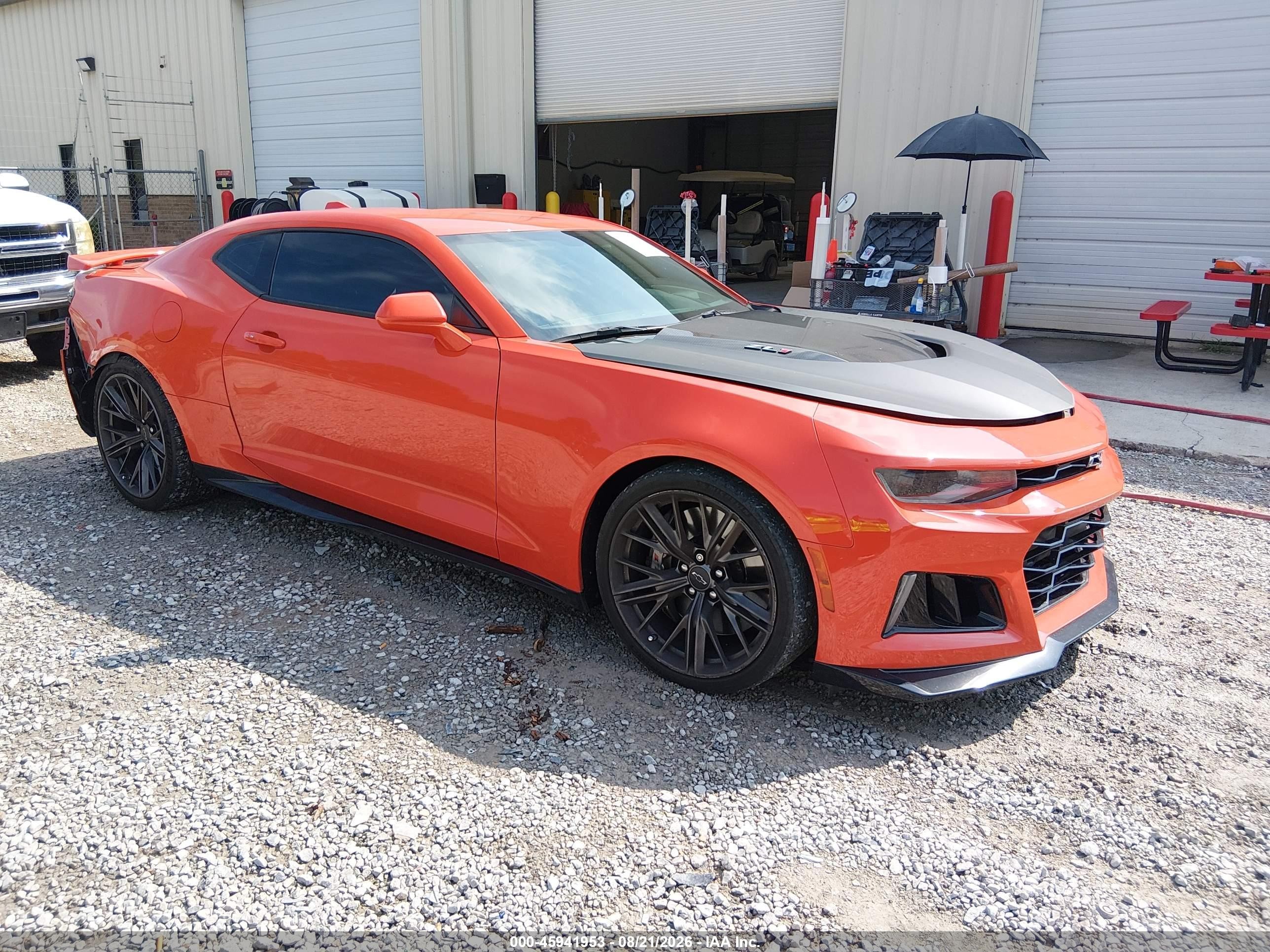 2020 Chevrolet Camaro VIN 1G1FK1R6XL0143486 — IAAI salvage auction photo