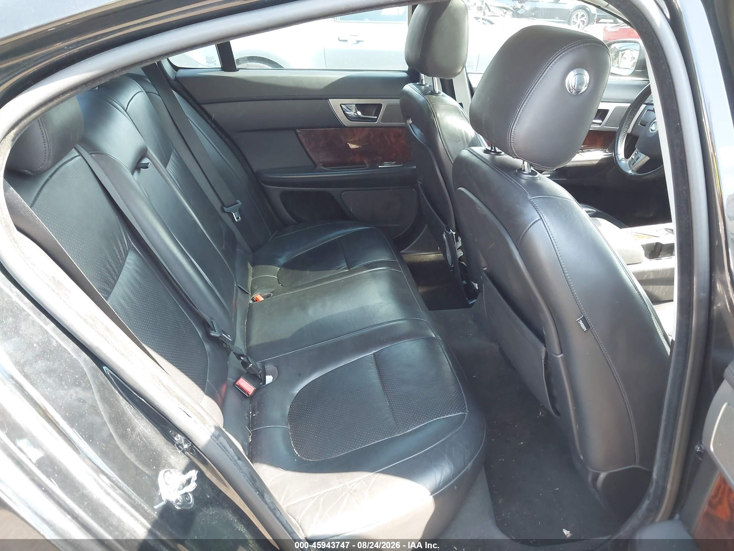 2011 Jaguar Xf VIN SAJWA0GB8BLR91319 IAAI salvage auction — Front End, Salvage - Greater Than 75% (Maryland), sold $500 on 2026-09-12 (photo 8)