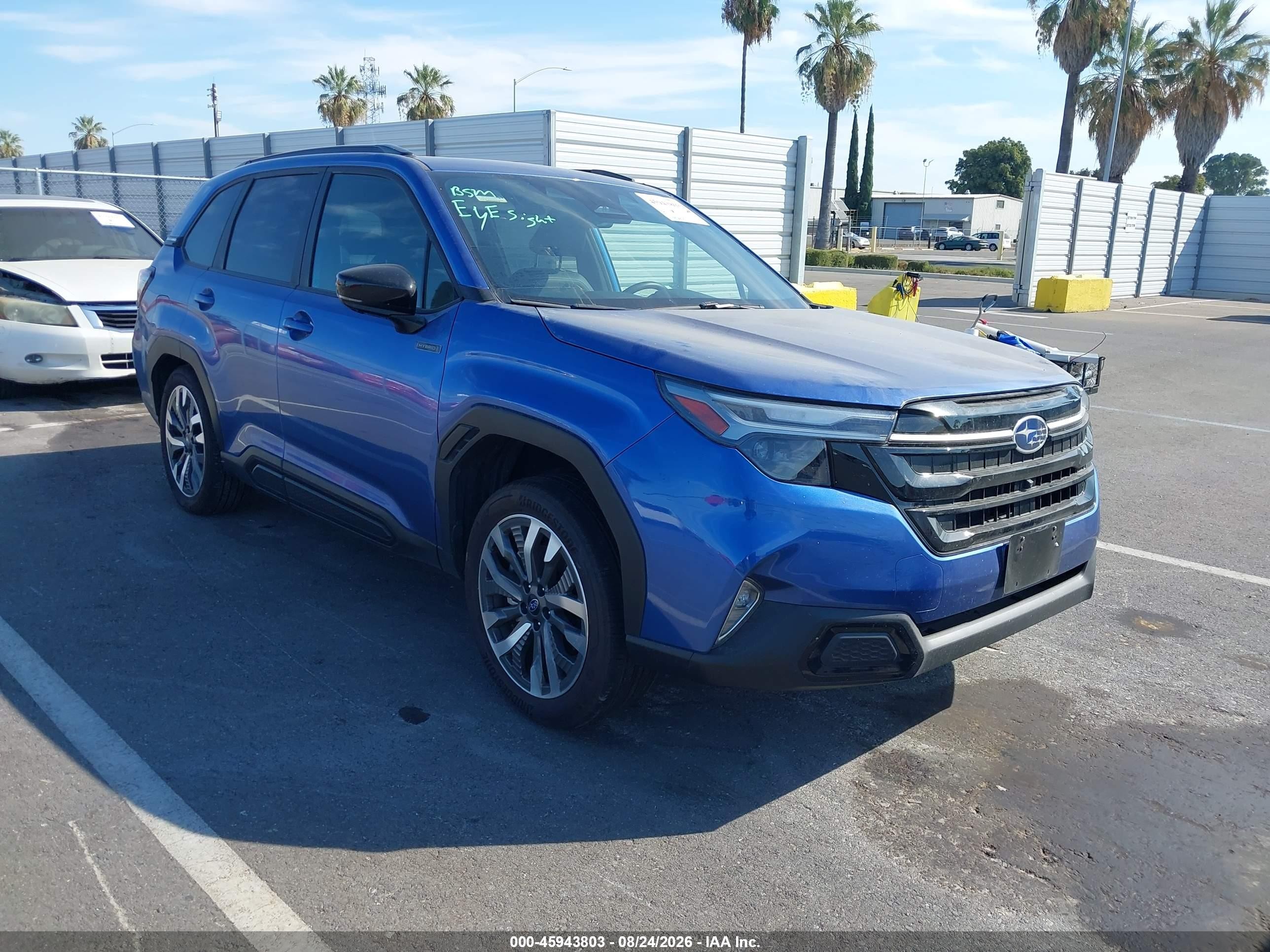 2025 Subaru Forester VIN JF2SLSTD1SH433441 — IAAI salvage auction photo