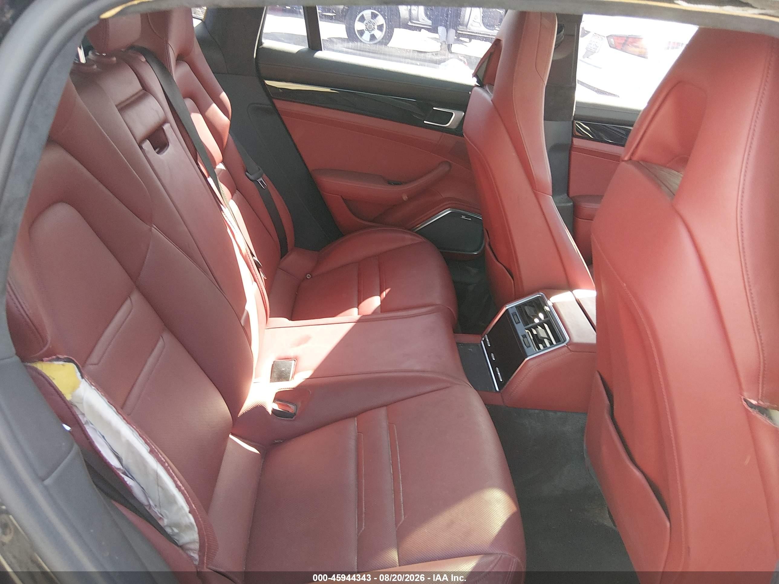 2022 Porsche Panamera VIN WP0AG2A70NL135363 IAAI salvage auction — Front End, Salvage (California), sold $25,900 on 2026-09-08 (photo 8)