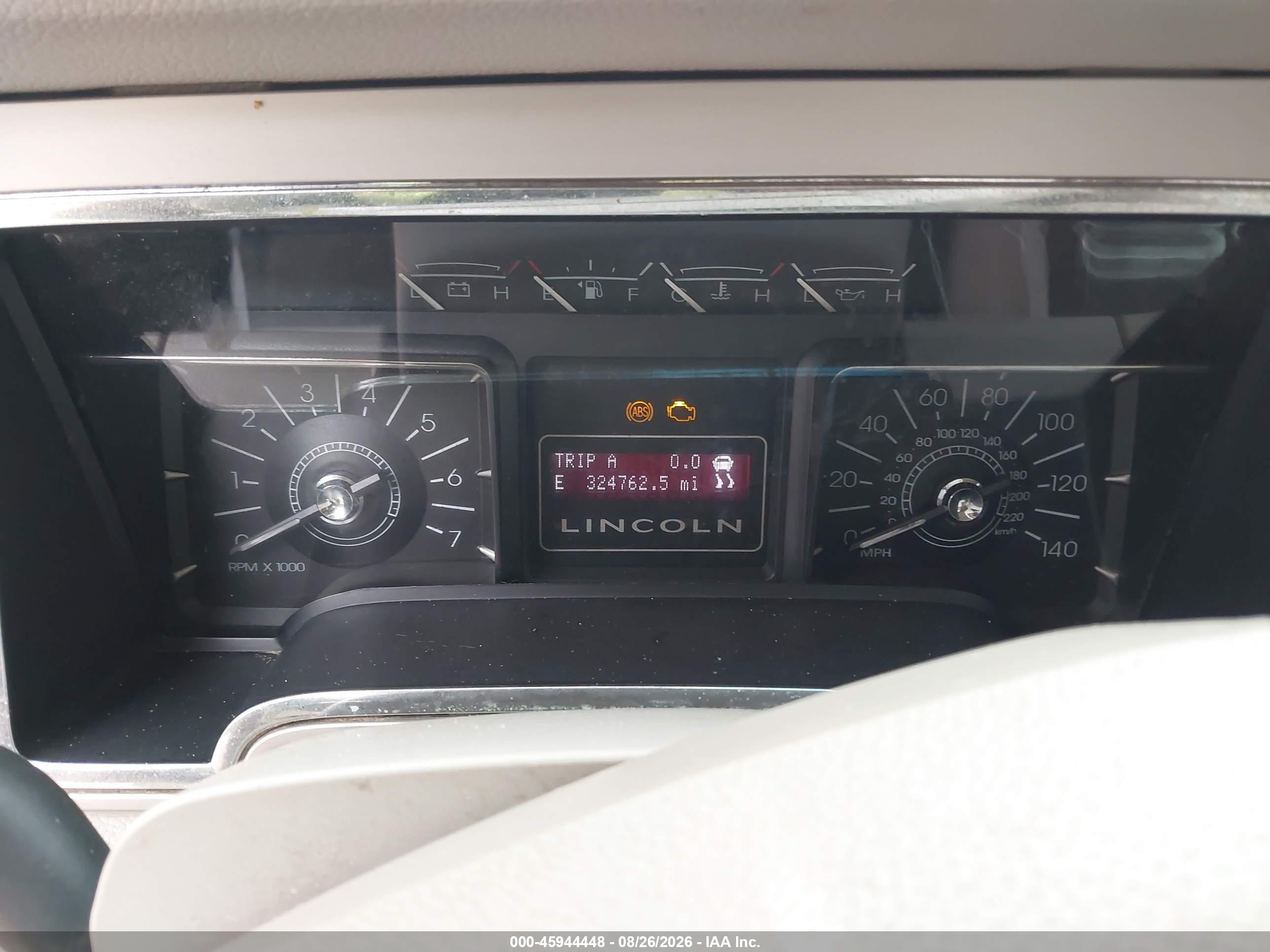 2007 Lincoln Navigator VIN 5LMFL27517LJ14427 IAAI salvage auction — Side, Original (Texas), sold $775 on 2026-10-03 (photo 7)