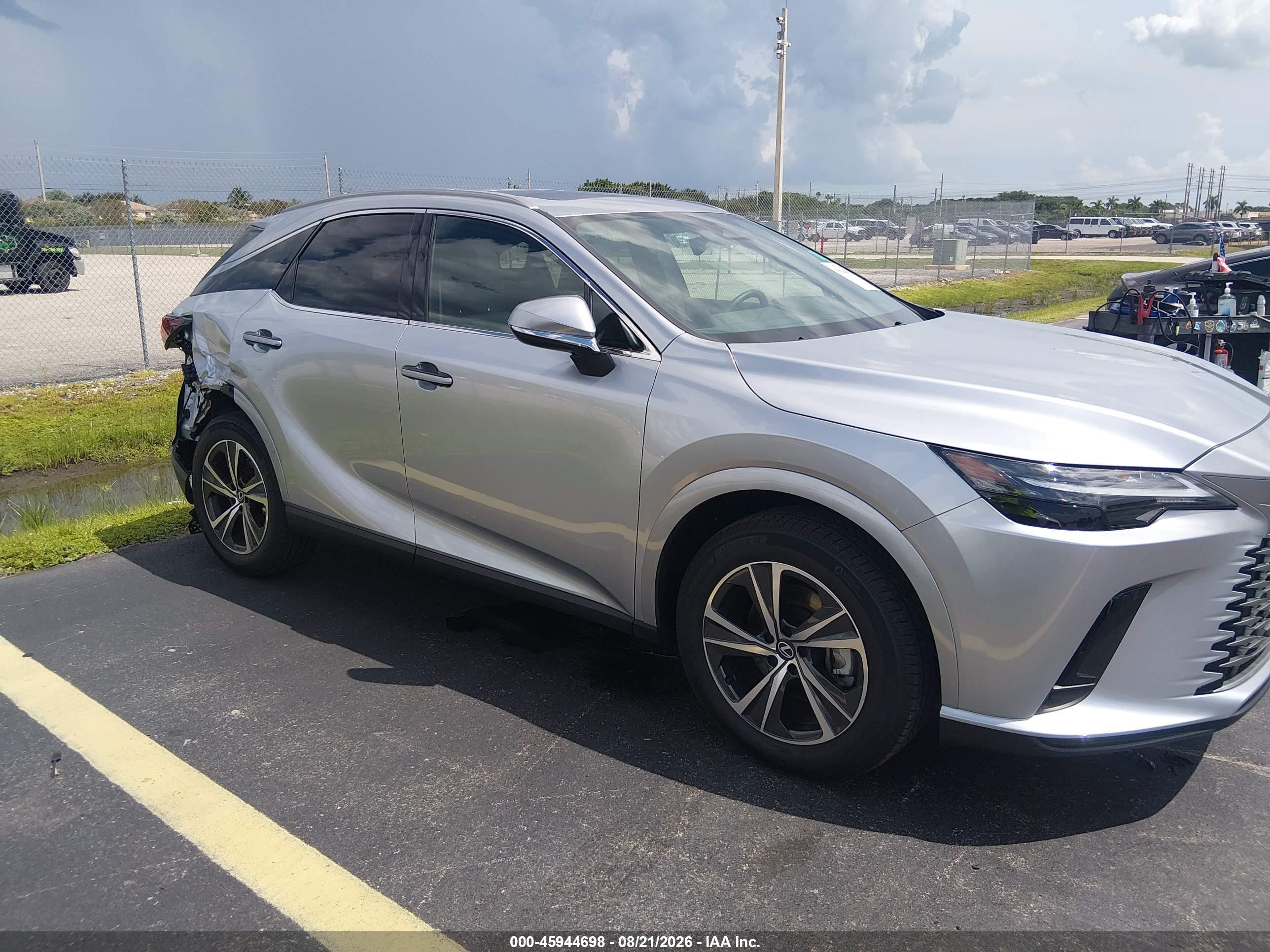 2026 Lexus RX 350 VIN 2T2BAMBA7TC069972 — IAAI salvage auction photo