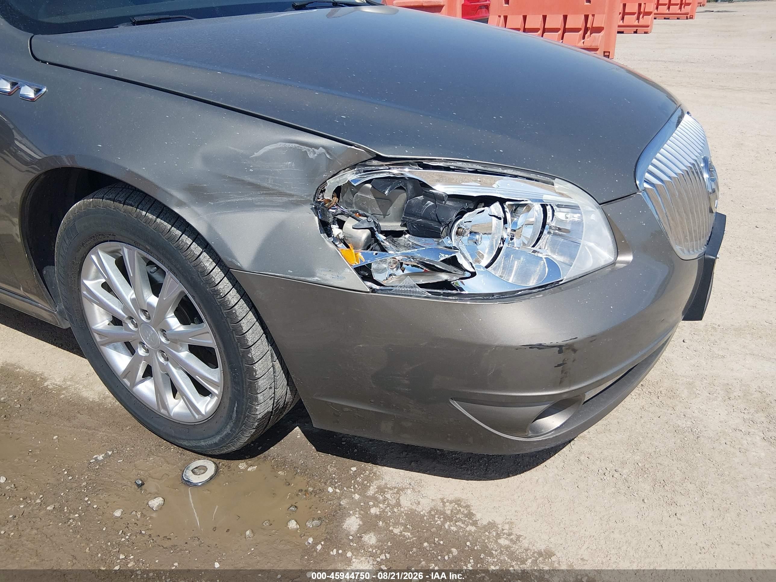 2010 Buick Lucerne VIN 1G4HC5EM8AU132044 IAAI salvage auction — Unknown, Salvage (Kansas), sold $1,300 on 2026-09-11 (photo 6)