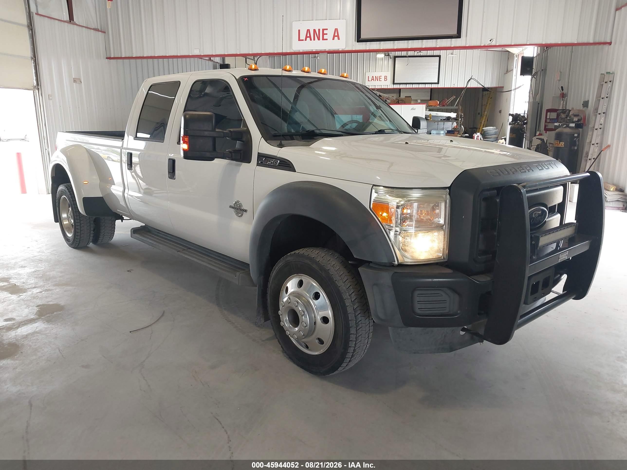 2016 Ford F-450 VIN 1FT8W4DT4GEA51494 — IAAI salvage auction photo