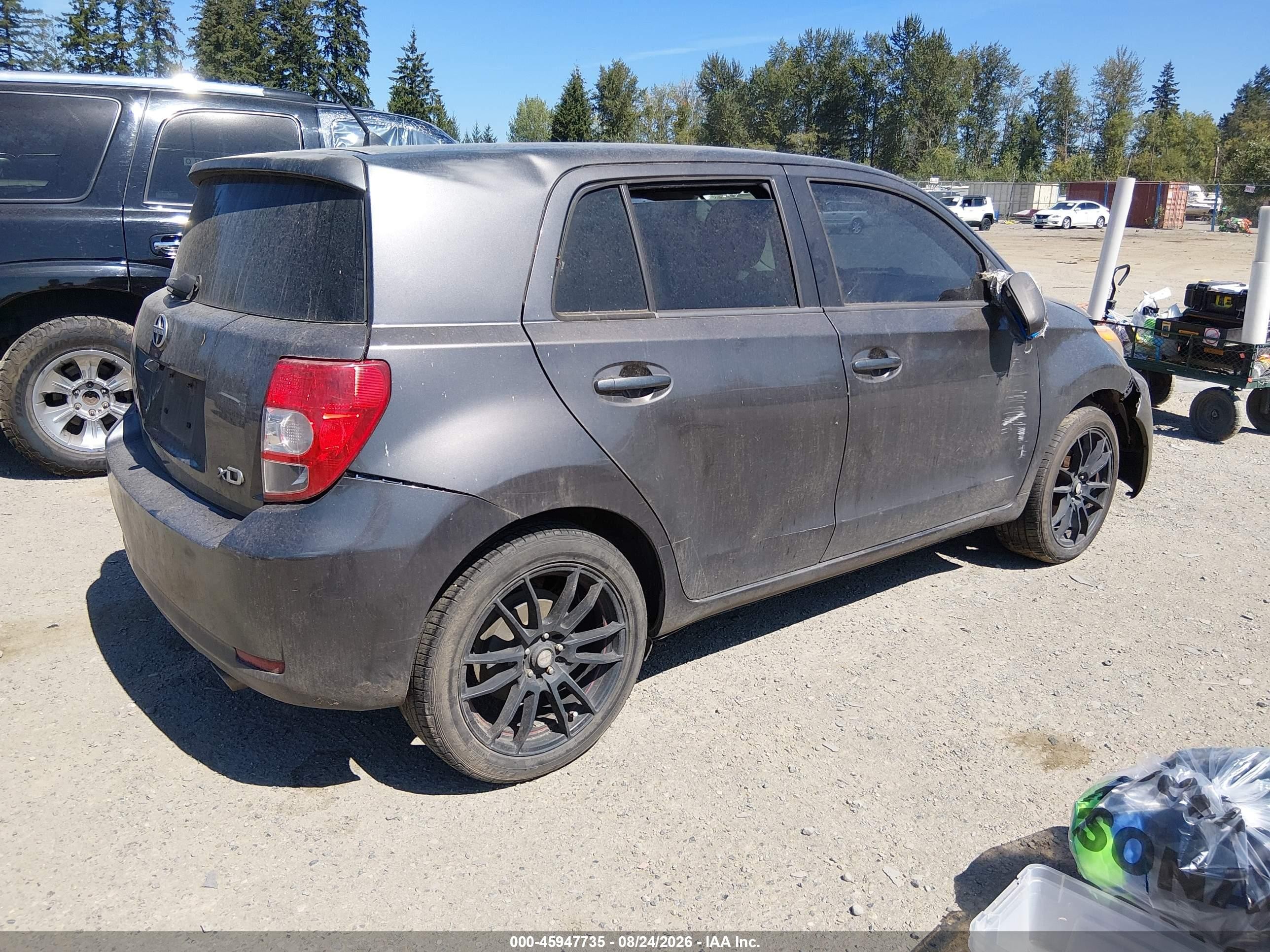 2008 Scion Xd VIN JTKKU10488J013681 IAAI salvage auction — Front & Rear, Rebuilt-Non-Public (Washington), sold $575 on 2026-10-01 (photo 4)