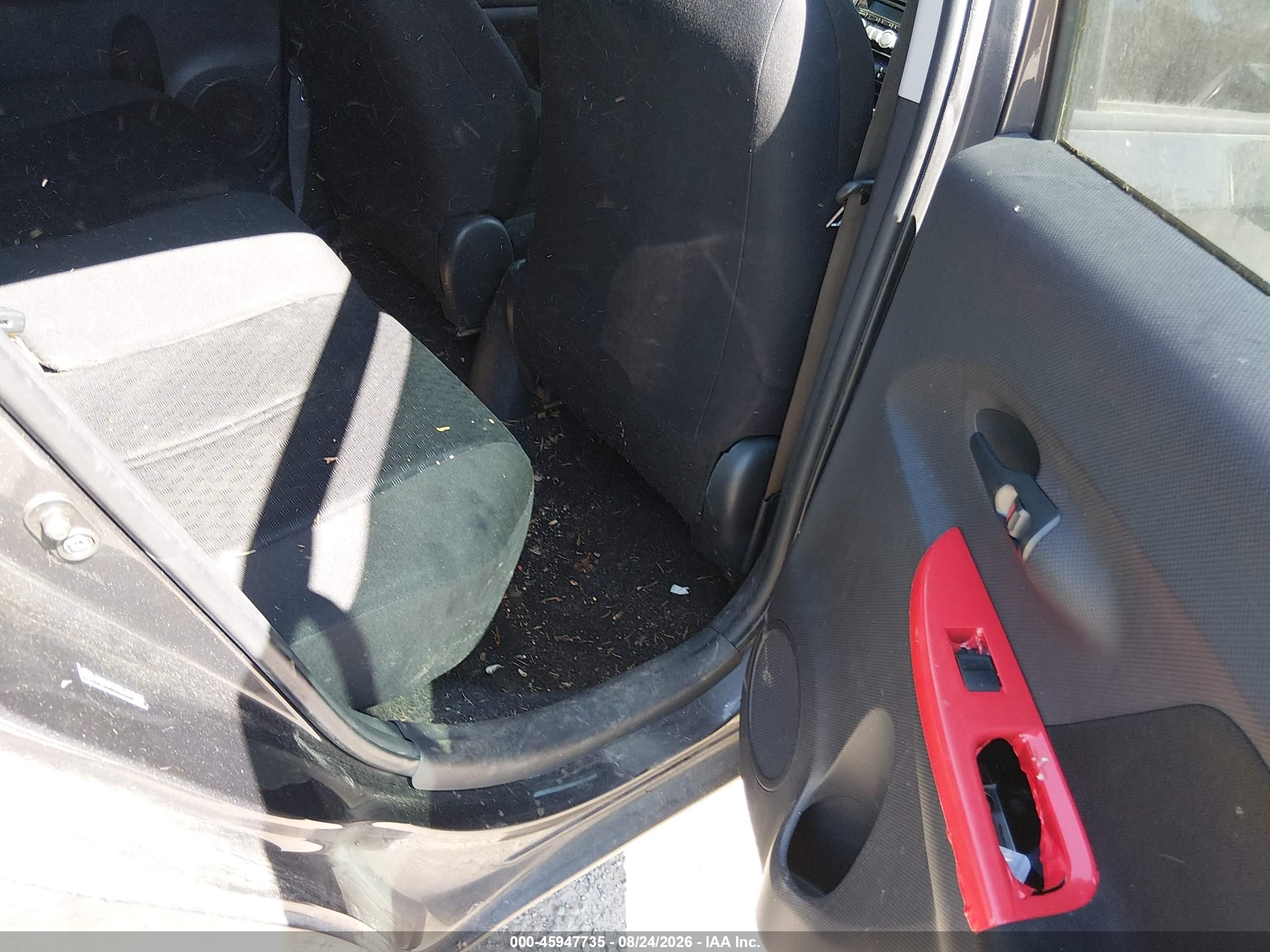 2008 Scion Xd VIN JTKKU10488J013681 IAAI salvage auction — Front & Rear, Rebuilt-Non-Public (Washington), sold $575 on 2026-10-01 (photo 8)