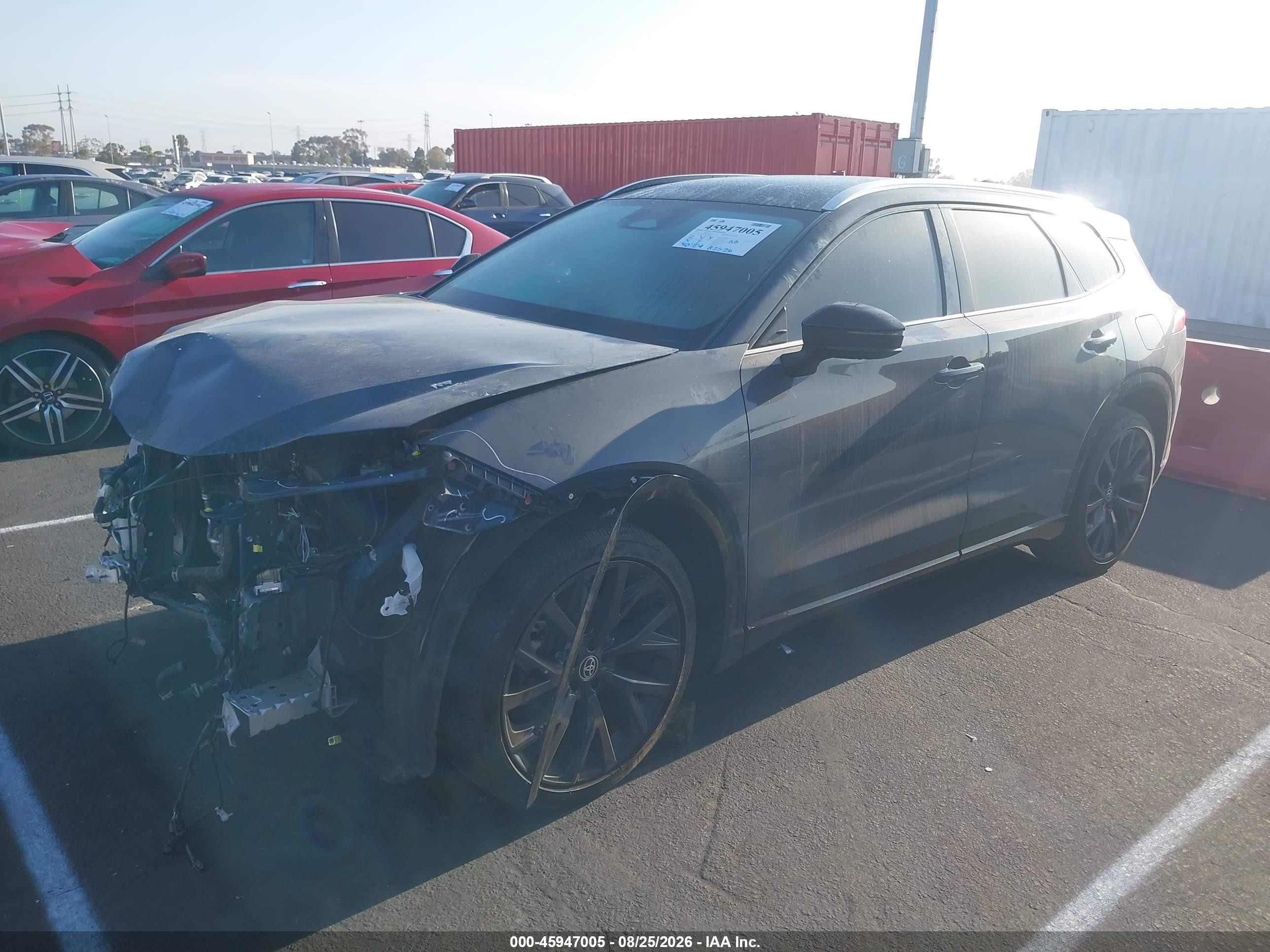 2025 Toyota Crown VIN JTDACAAJ2S3014637 IAAI salvage auction — Front End, Salvage (California), sold $13,100 on 2026-10-15 (photo 2)