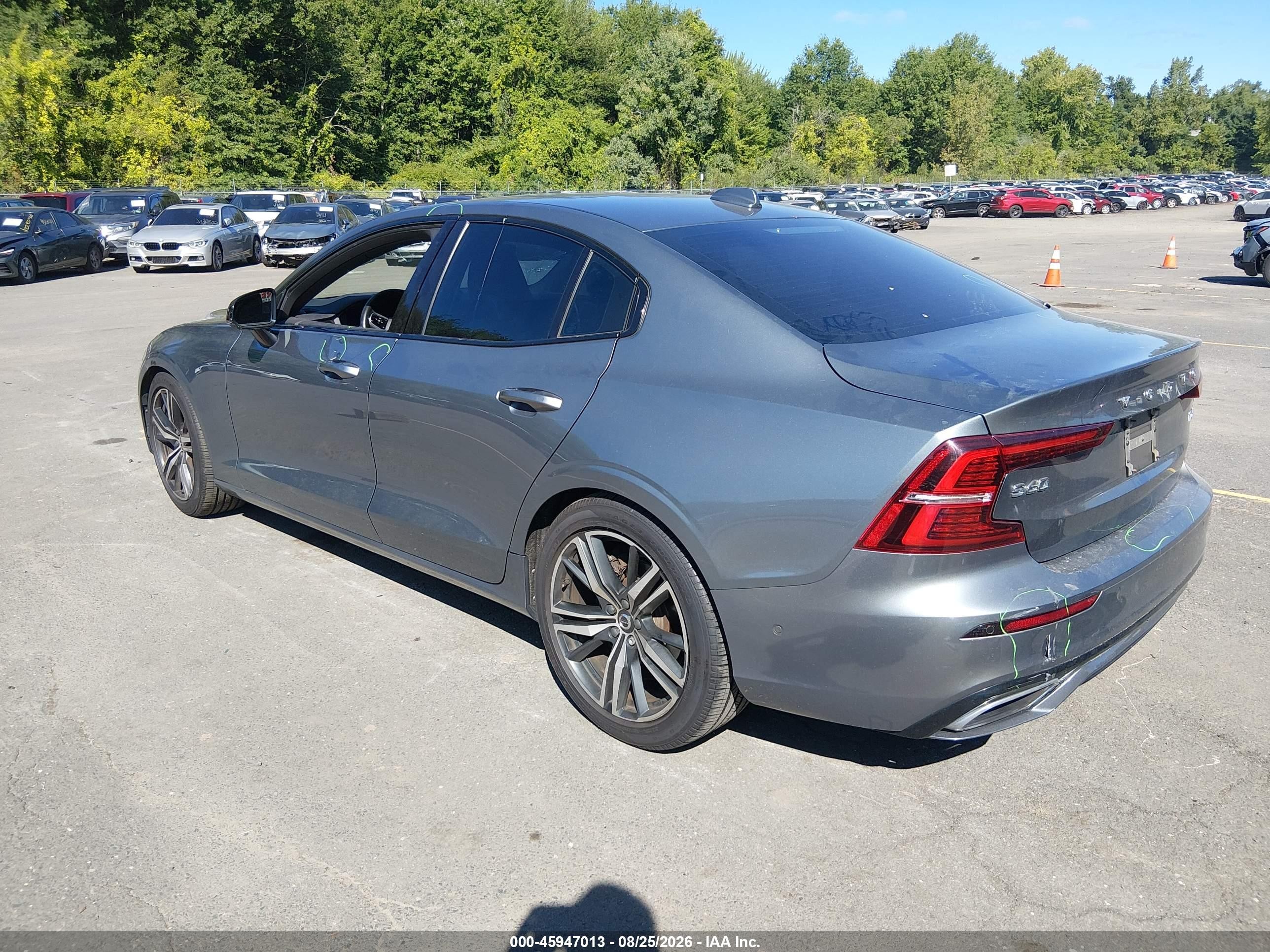 2019 Volvo S60 VIN 7JRA22TMXKG007140 IAAI salvage auction — Front End, Salvage (Connecticut), sold $8,700 on 2026-09-11 (photo 3)