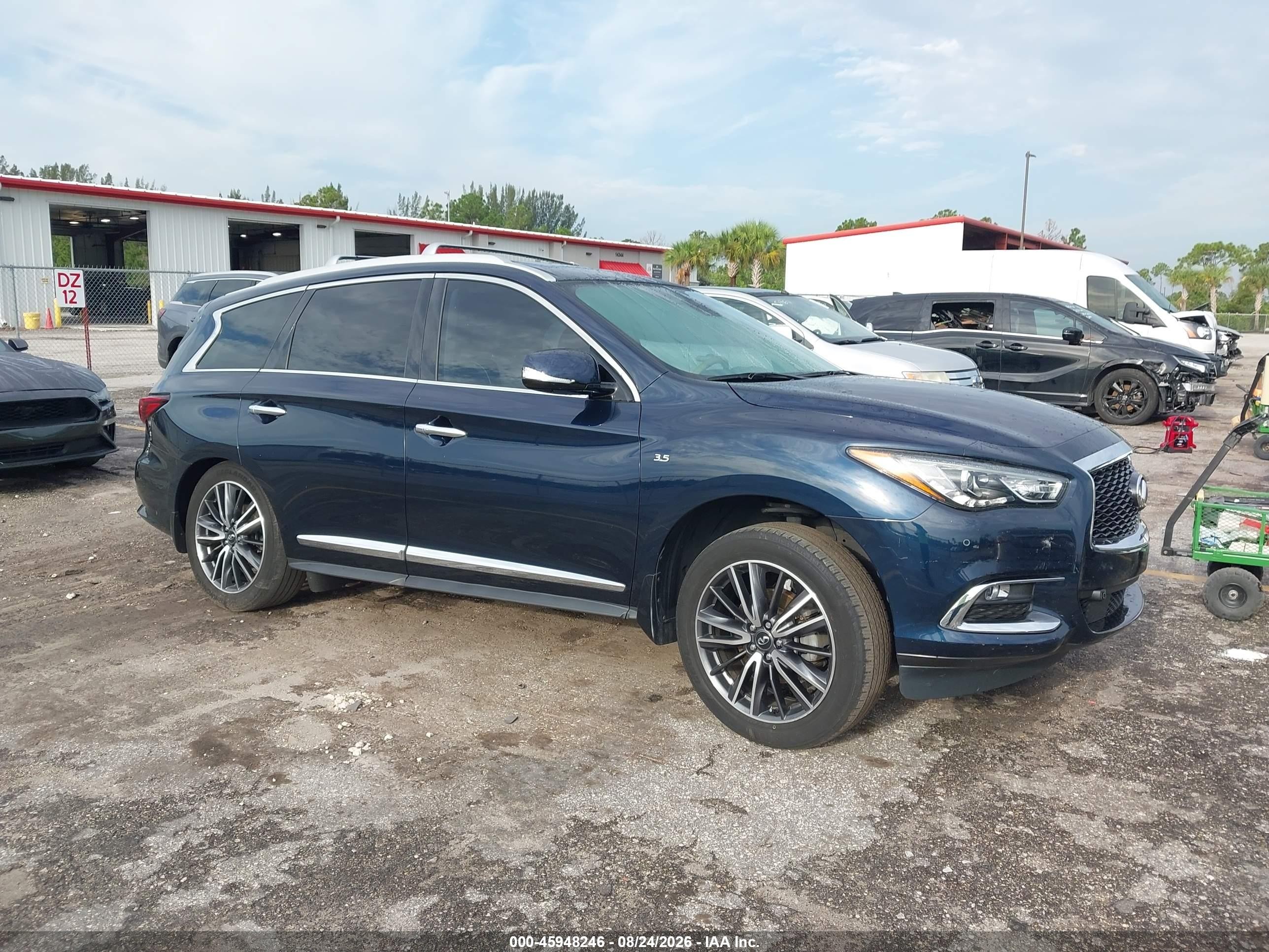 2020 Infiniti QX60 VIN 5N1DL0MNXLC545202 — IAAI salvage auction photo