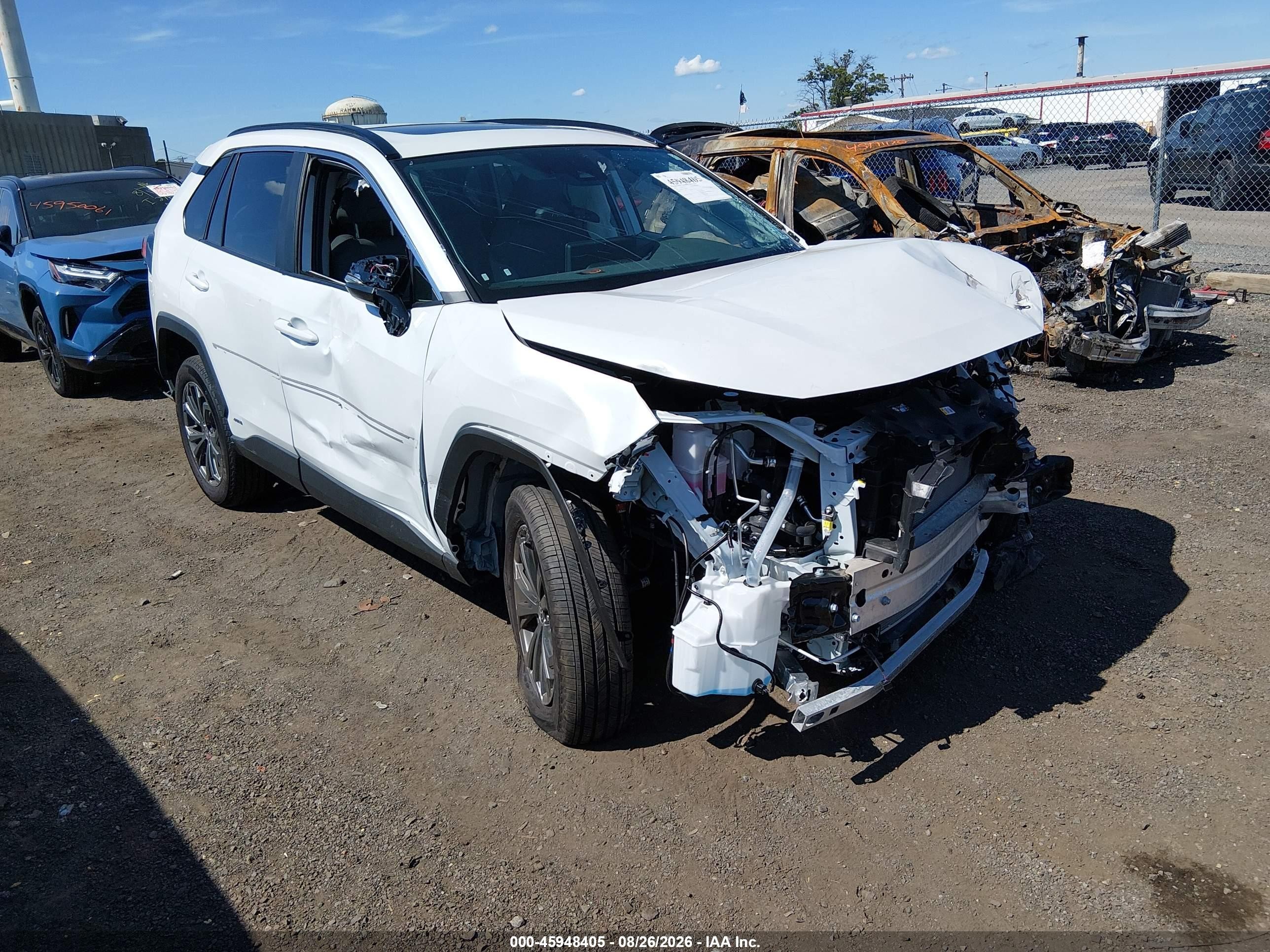 2025 Toyota RAV4 Hybrid VIN 4T3B6RFV9SU198302 — IAAI salvage auction photo