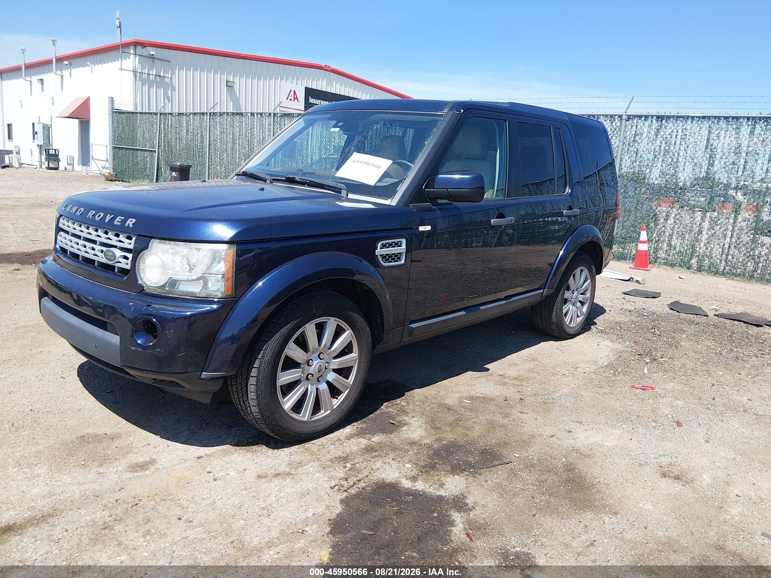 2013 Land rover Lr4 VIN SALAG2D46DA687714 IAAI salvage auction — Normal Wear, Clear (Kansas), sold $800 on 2026-08-28 (photo 2)