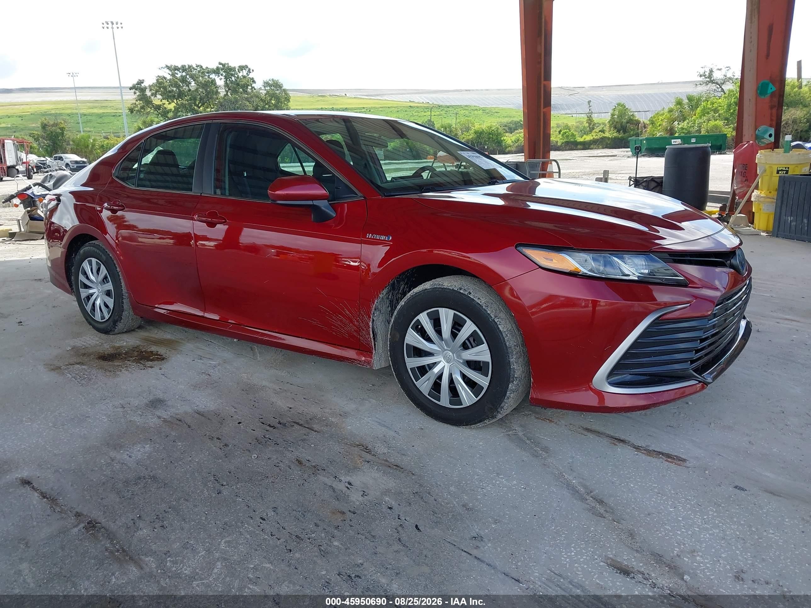2021 Toyota Camry VIN 4T1C31AK0MU552473 — IAAI salvage auction photo