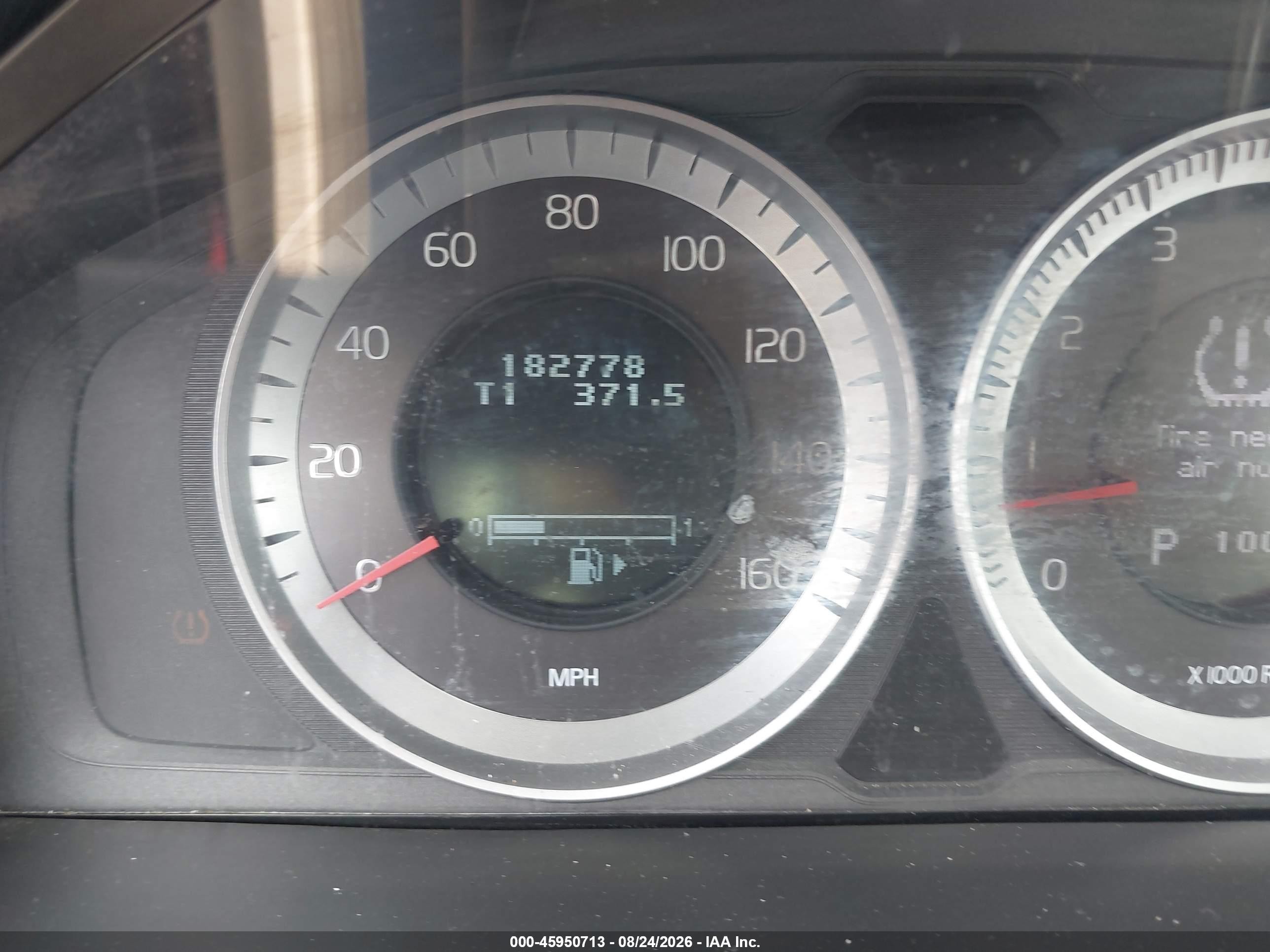 2012 Volvo S60 VIN YV1622FS9C2132086 IAAI salvage auction — Unknown, Wait Title, sold $550 on 2026-09-20 (photo 7)