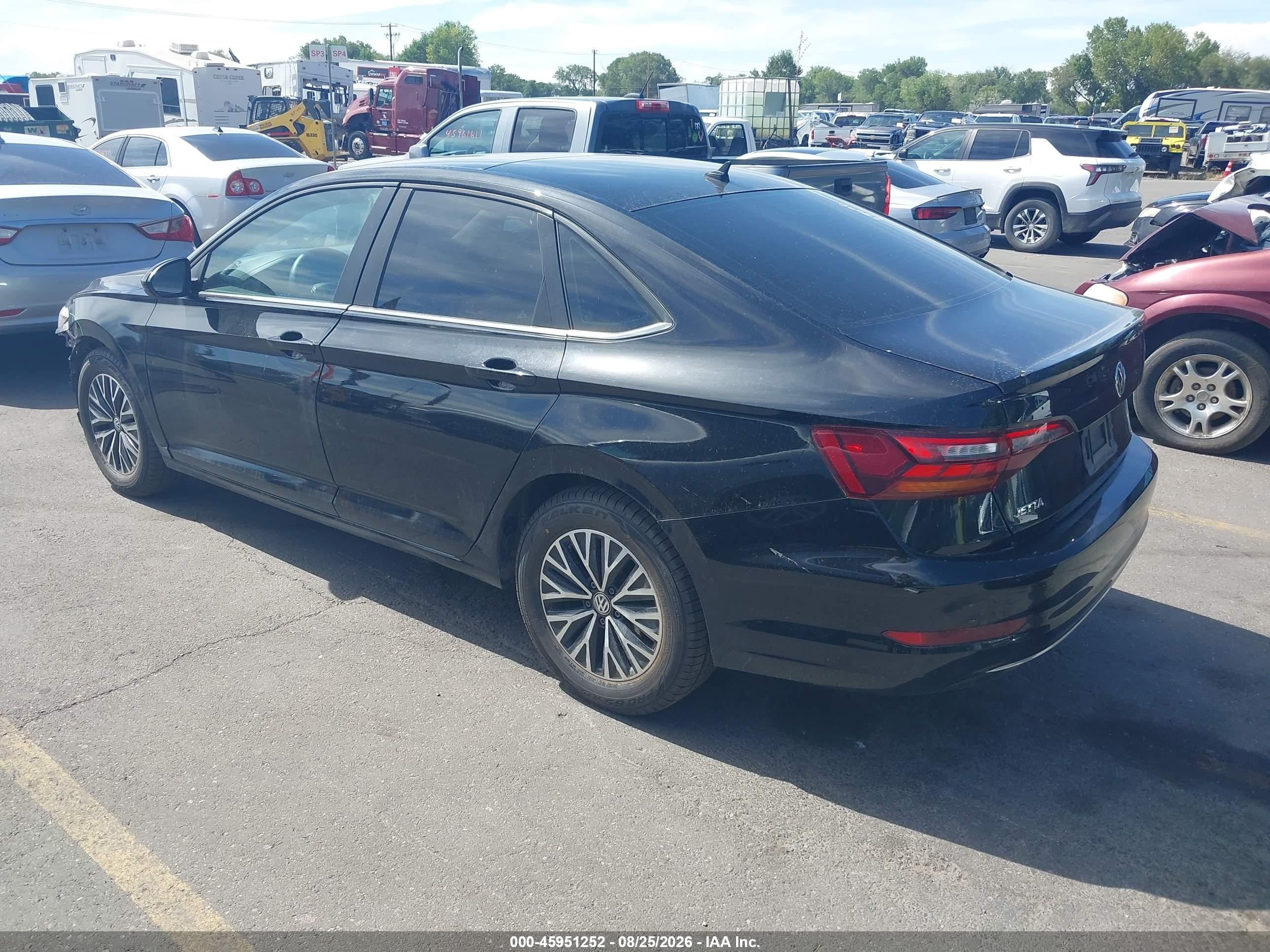 2019 Volkswagen Jetta VIN 3VWC57BU9KM198601 IAAI salvage auction — Front End, Salvage (Utah), sold $3,050 on 2026-09-11 (photo 3)