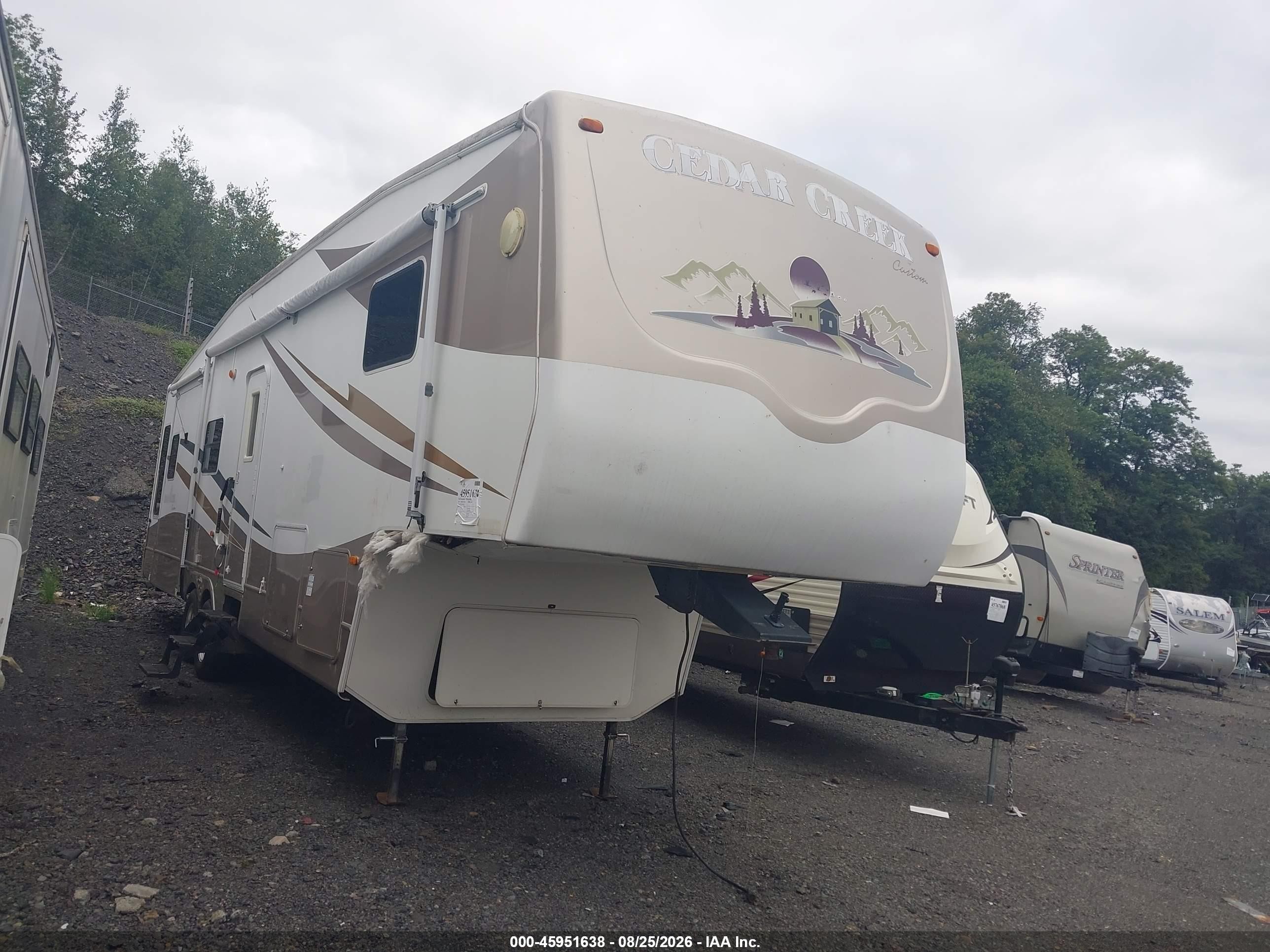 2004 Cedar Creek 36rlts 5th Whl Travel Trailer VIN 4X4FC4M294P189076 IAAI salvage auction — Front End, Salvage (Pennsylvania), sold $75 on 2026-10-06 (photo 1)