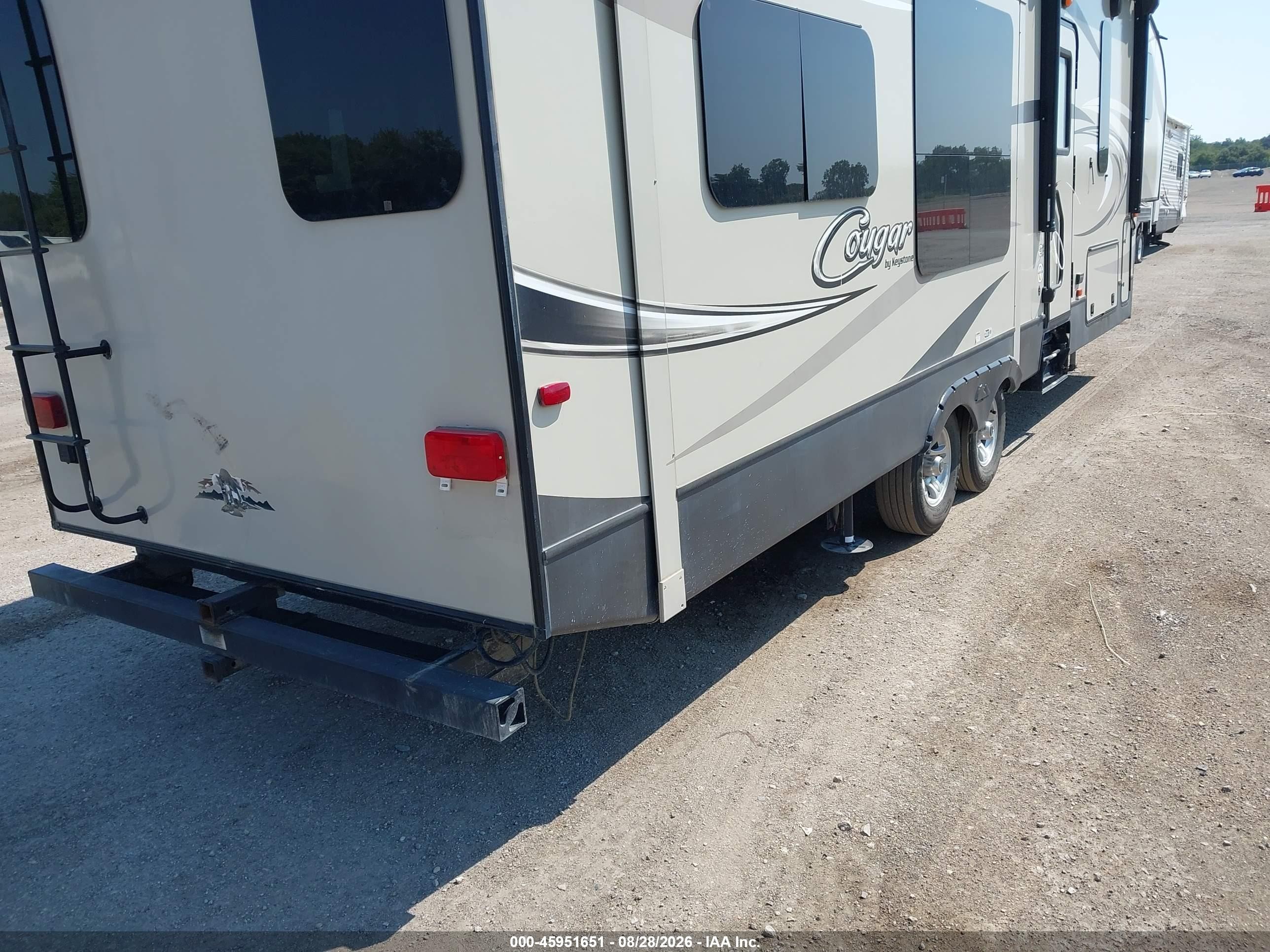 2016 Keystone Cougar VIN 4YDF29R28G2508225 IAAI salvage auction — Rear End, Salvage (Texas), sold $3,900 on 2026-09-23 (photo 6)