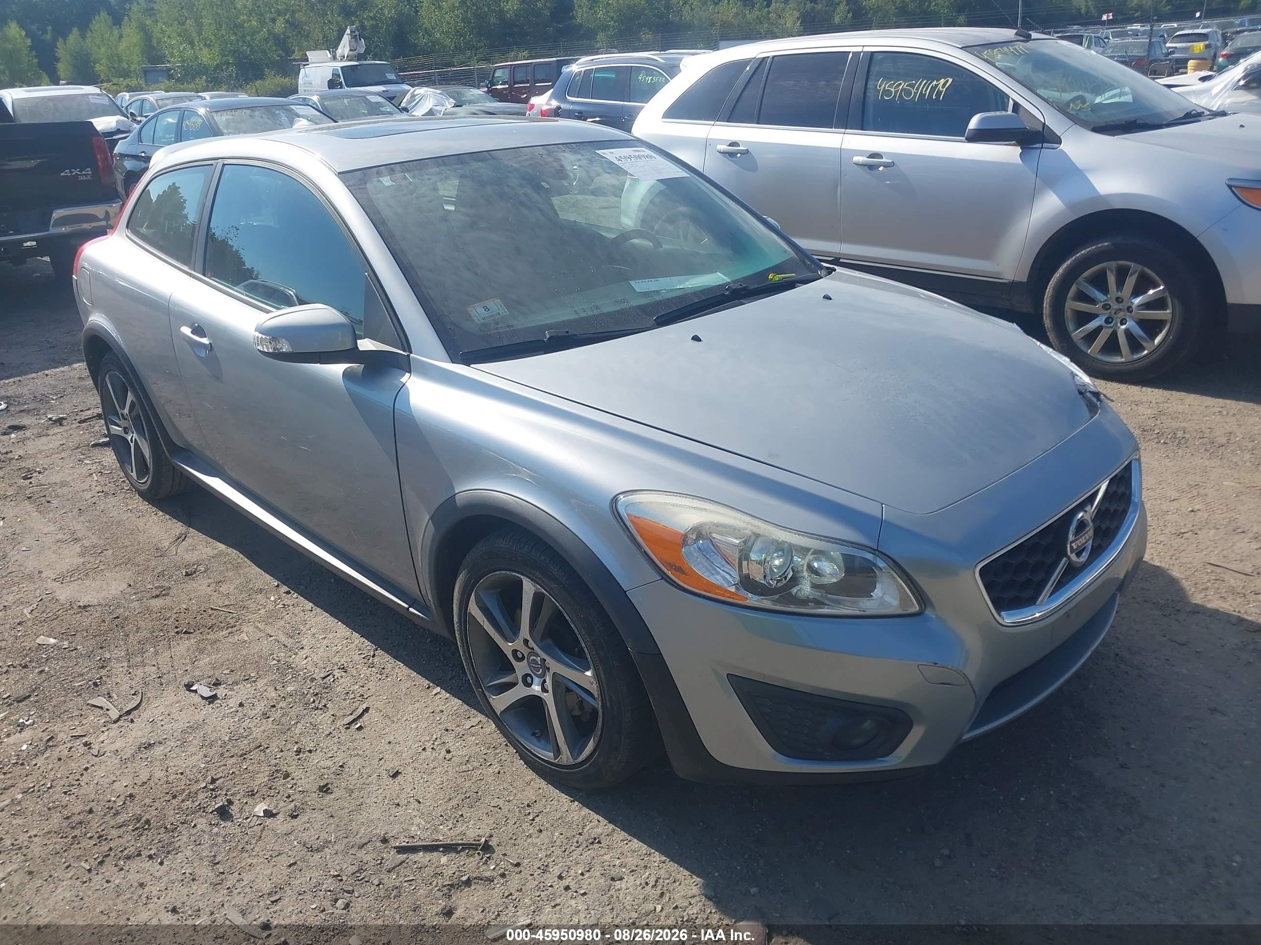 2012 Volvo C30 VIN YV1672MK1C2284514 IAAI salvage auction — Unknown, Clear (Massachusetts), sold $800 on 2026-09-12 (photo 1)