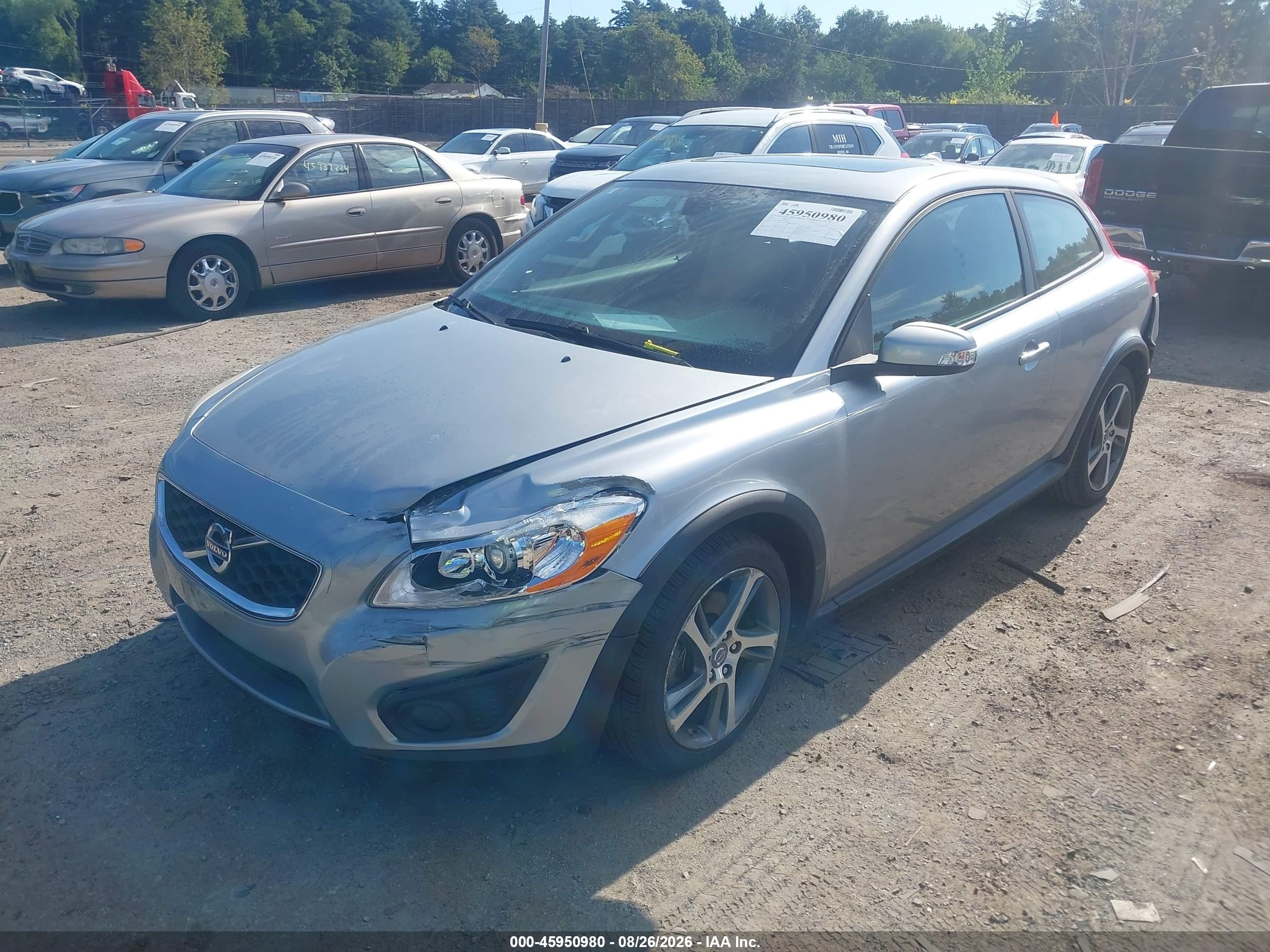 2012 Volvo C30 VIN YV1672MK1C2284514 IAAI salvage auction — Unknown, Clear (Massachusetts), sold $800 on 2026-09-12 (photo 2)