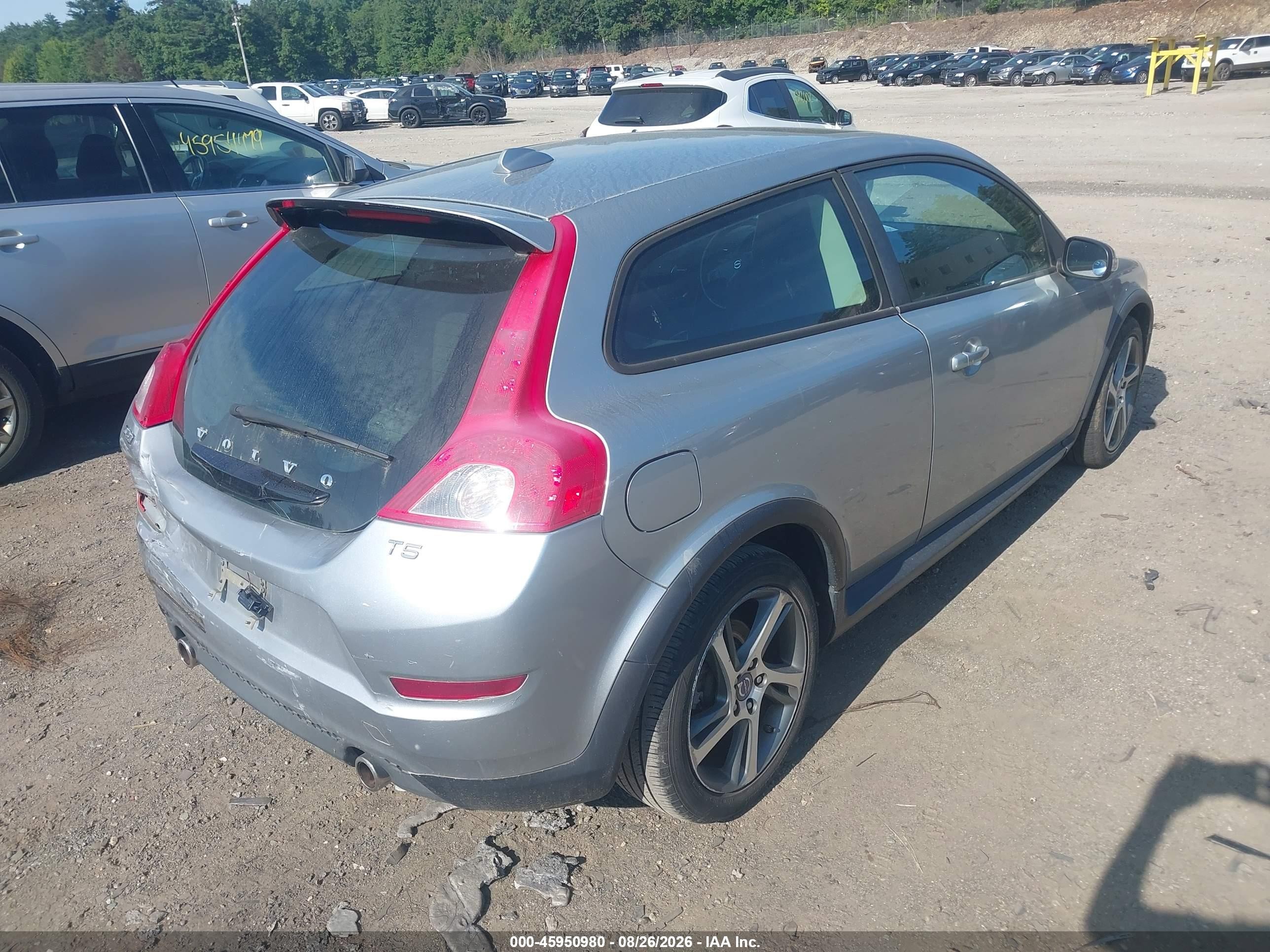 2012 Volvo C30 VIN YV1672MK1C2284514 IAAI salvage auction — Unknown, Clear (Massachusetts), sold $800 on 2026-09-12 (photo 4)